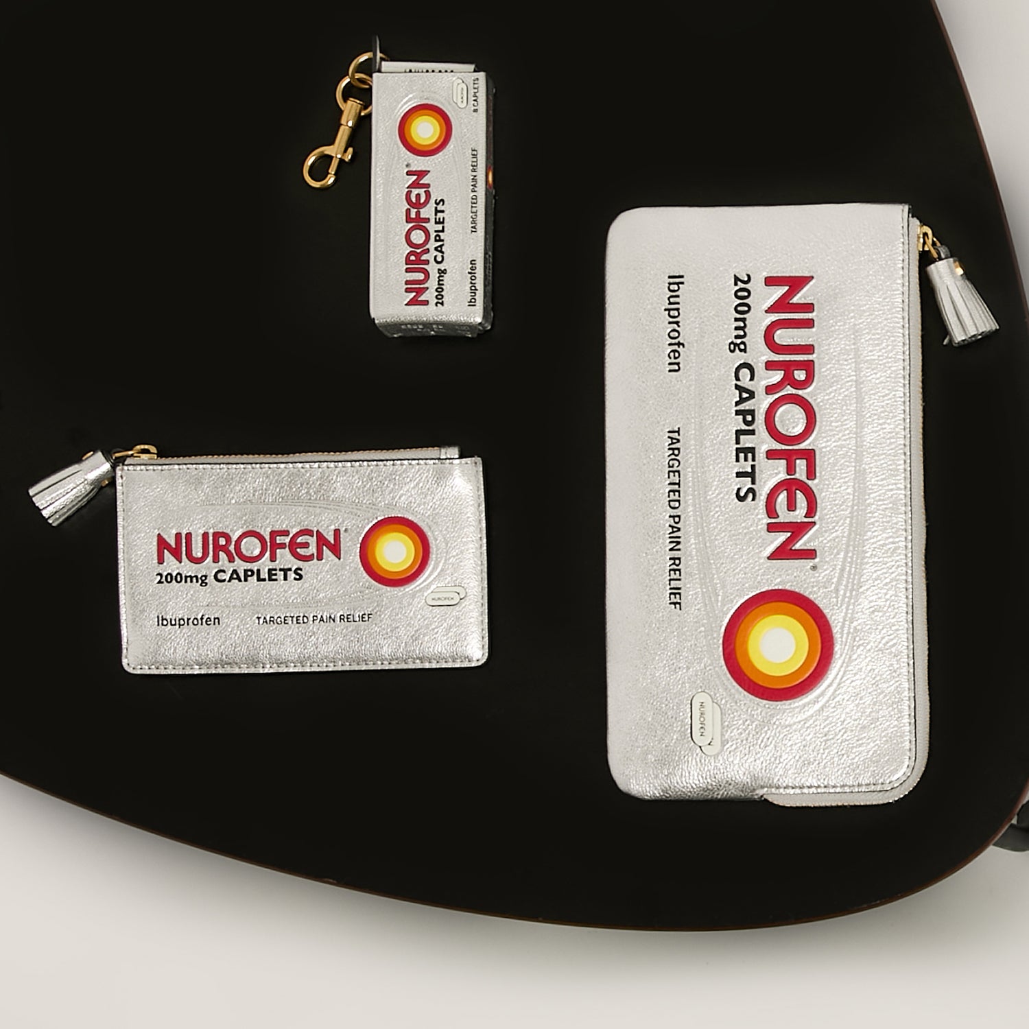 アニヤハインドマーチ※キーホルダー Nurofen ヌロフェン チャーム Anya Brands Nurofen Charm | Anya Hindmarch UK