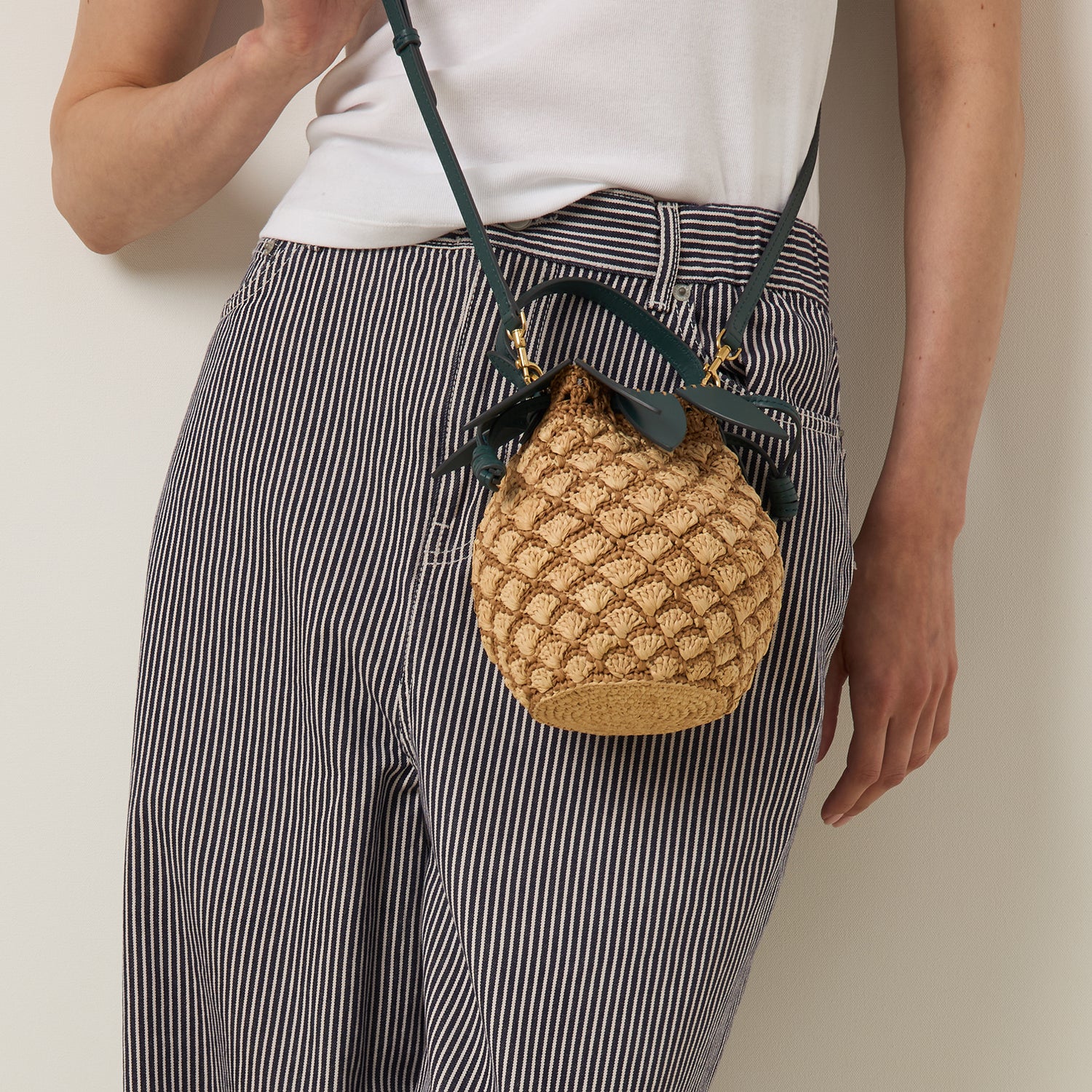 Pineapple Cross-body | Anya Hindmarch UK