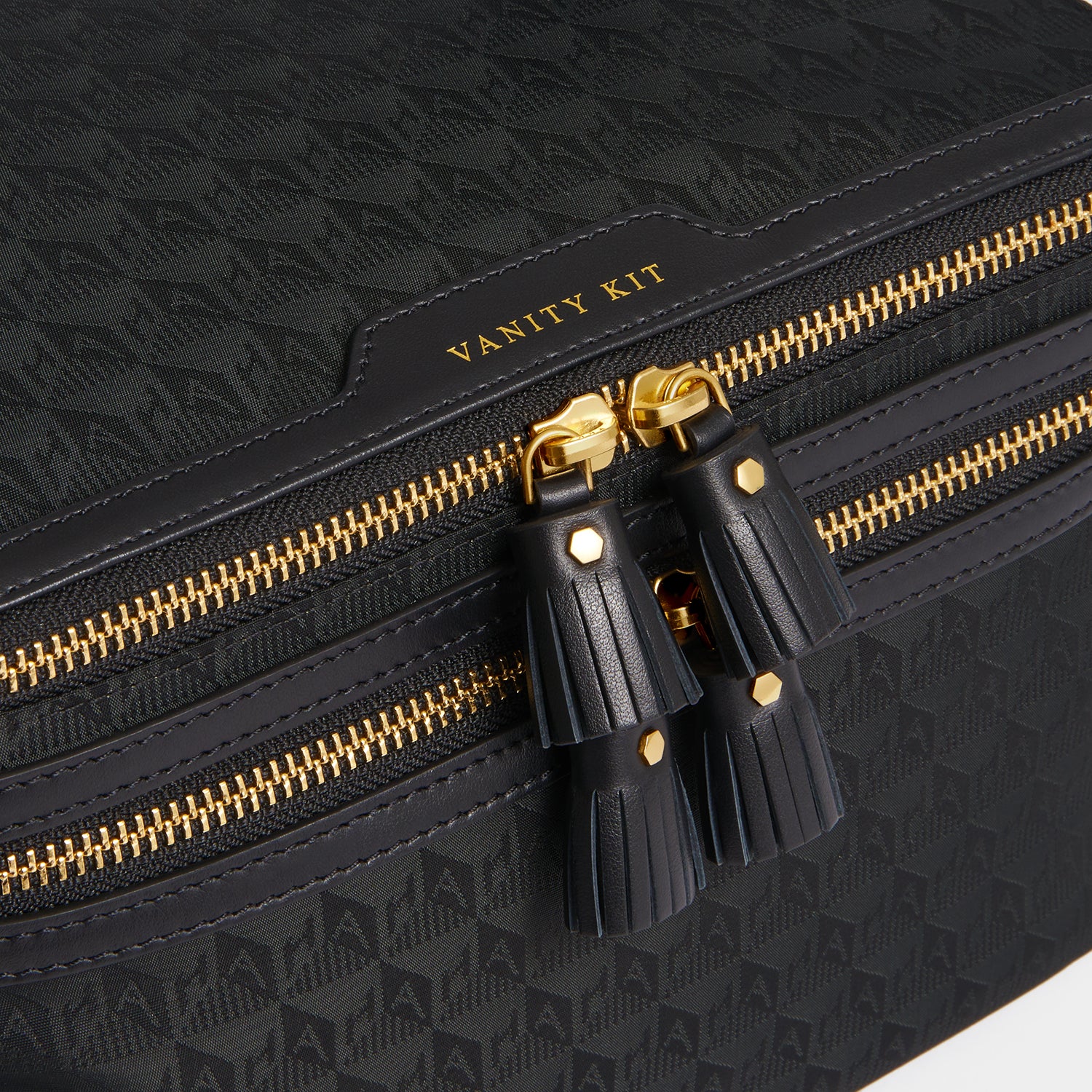 Logo Vanity Kit | Anya Hindmarch