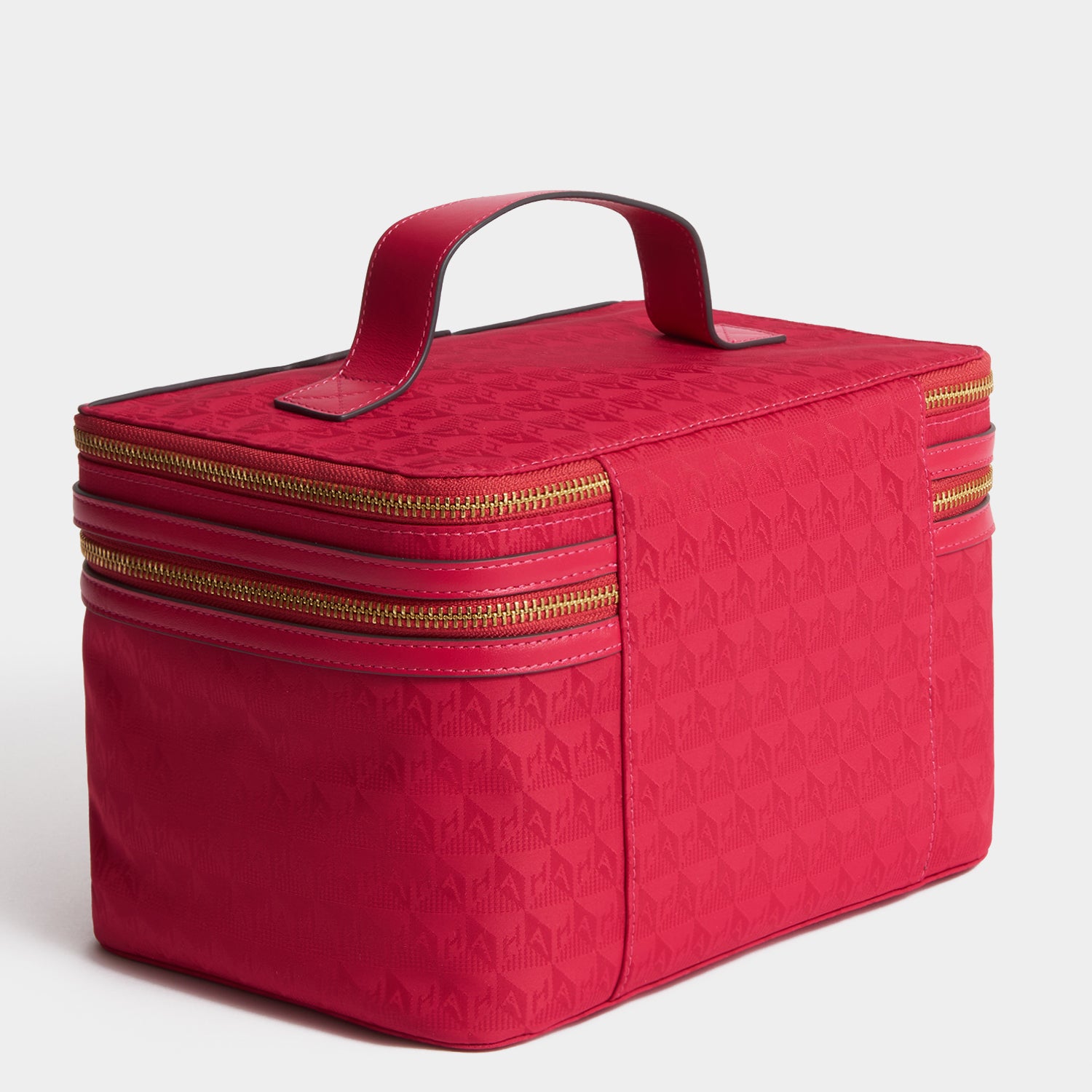 Logo Vanity Kit | Anya Hindmarch UK