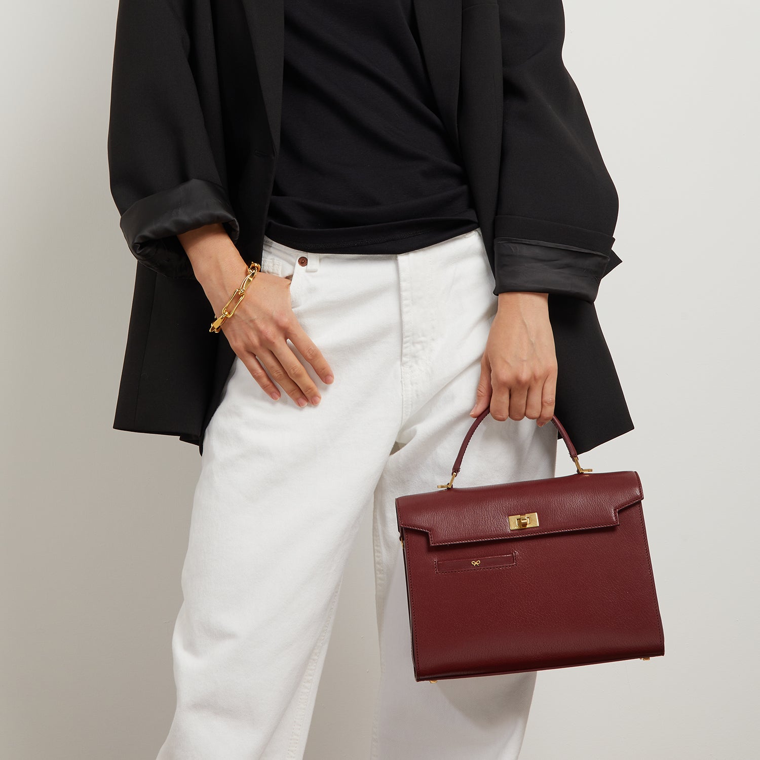 Mortimer Top Handle -

                  
                    Leather in Rosewood -
                  

                  Anya Hindmarch UK
