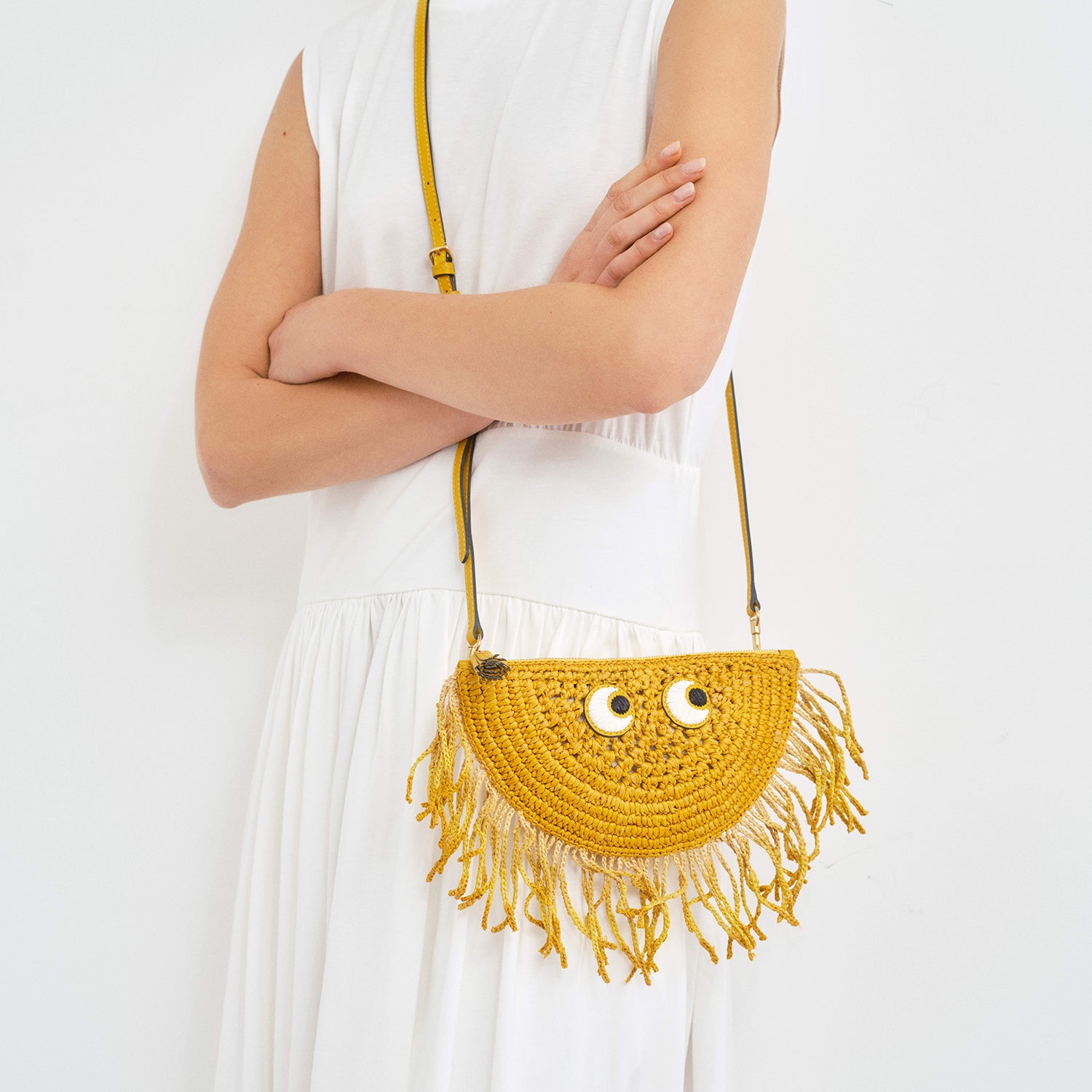 ★ANYA HINDMARCH★ RAFFIA EYES CROSS BODY ショルダーバッグ Small Raffia Cross-body Bag with Eyes | Anya Hindmarch UK