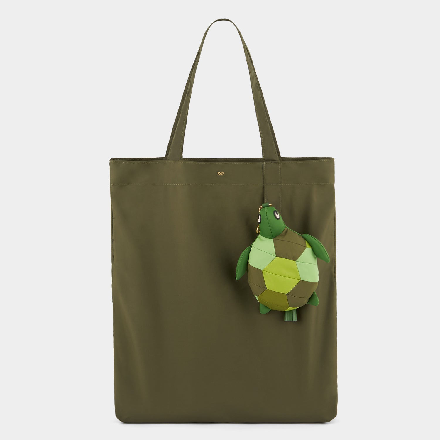 ANYA HINDMARCH☆Turtle Charm Woven Shopper Bag【UK発】 Anya Hindmarch Turtle Shopper Charm Bag | Green | FARFETCH