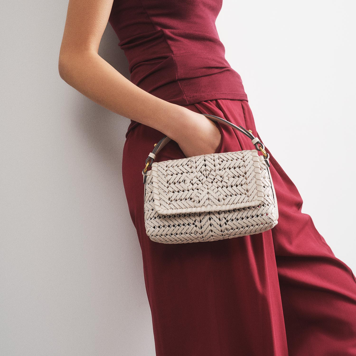 Neeson Cross-body | Anya Hindmarch UK