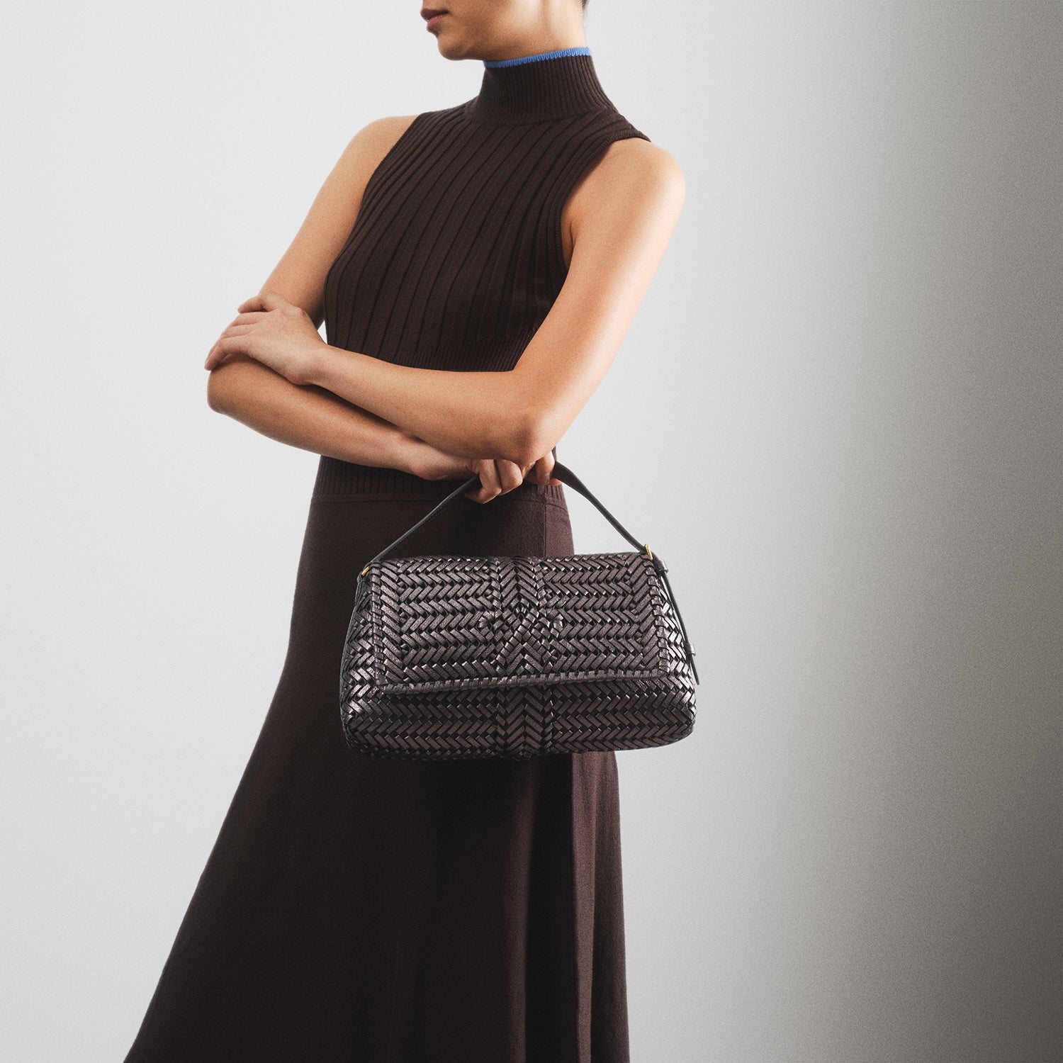 Neeson Shoulder Bag | Anya Hindmarch