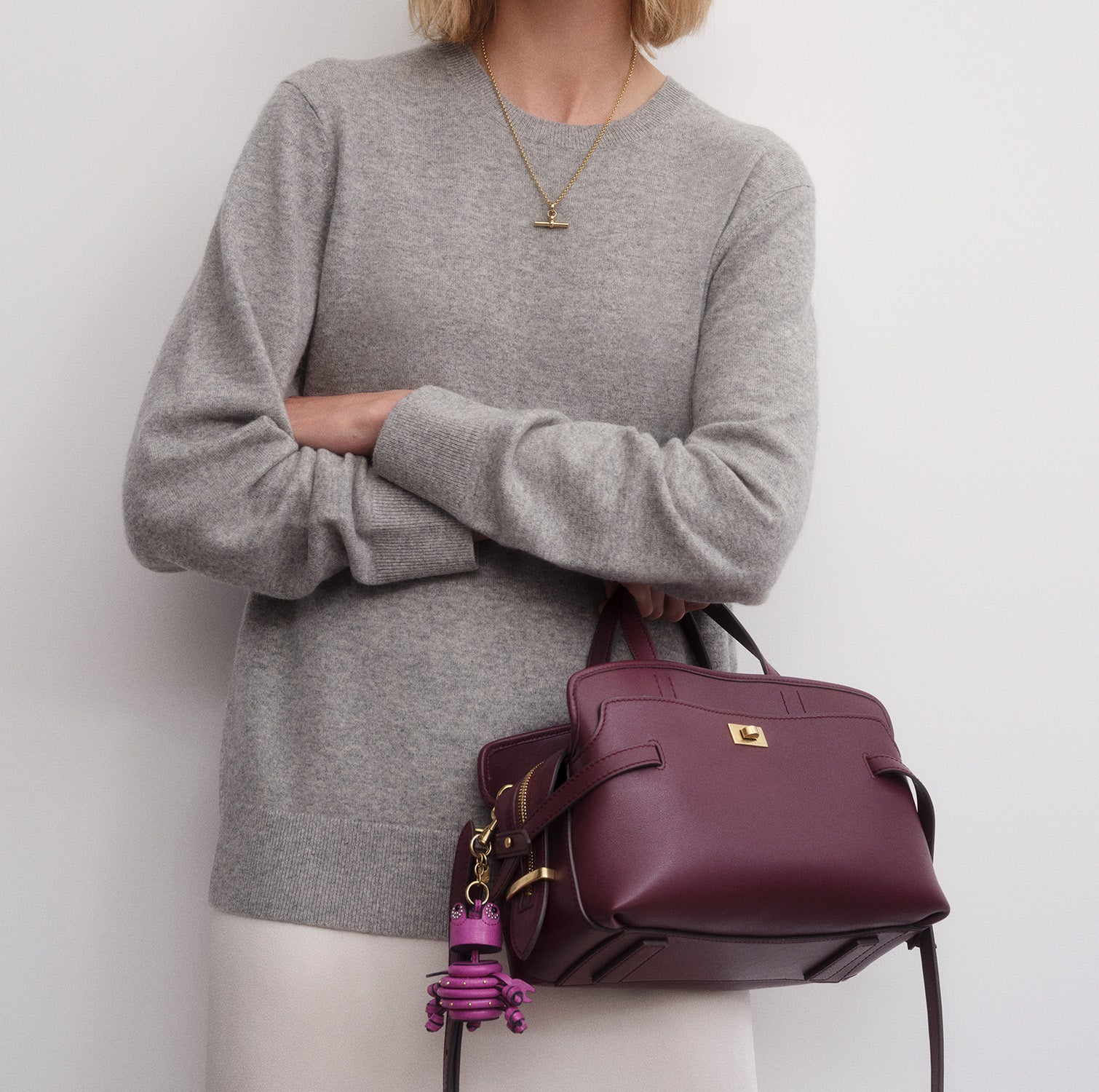 Wilson Cross-body -

          
            Smooth Leather in Orchid Purple -
          

          Anya Hindmarch UK
