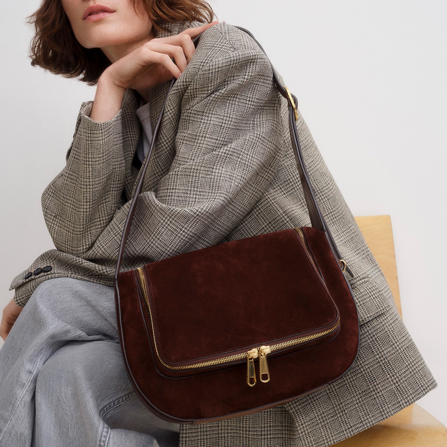 Vere Shoulder Bag -

          
            Suede Leather/Calf Leather in Dark Cedar Brown -
          

          Anya Hindmarch UK
