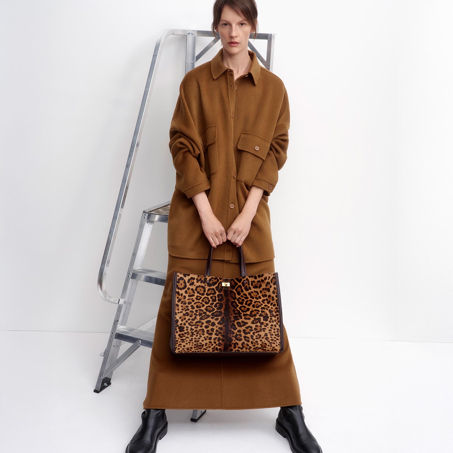 Mortimer Leopard Tote -

          
            Calf Leather in Leopard -
          

          Anya Hindmarch UK
