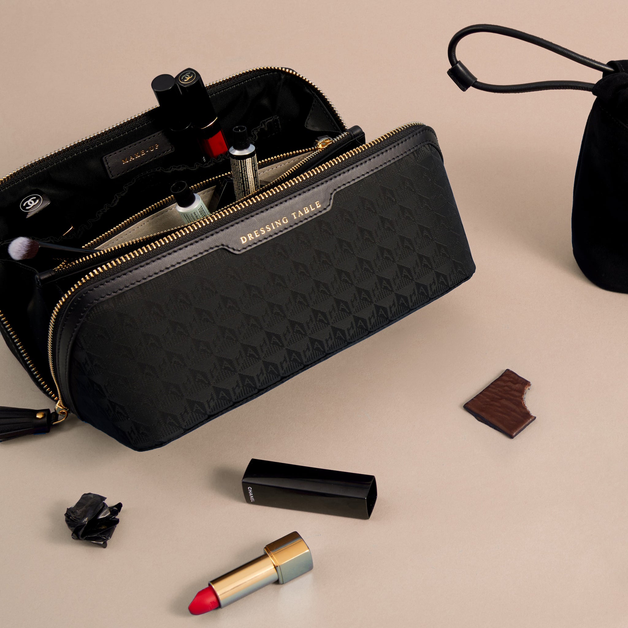 Logo Dressing Table -

                  
                    Jacquard Nylon in Black -
                  

                  Anya Hindmarch UK
