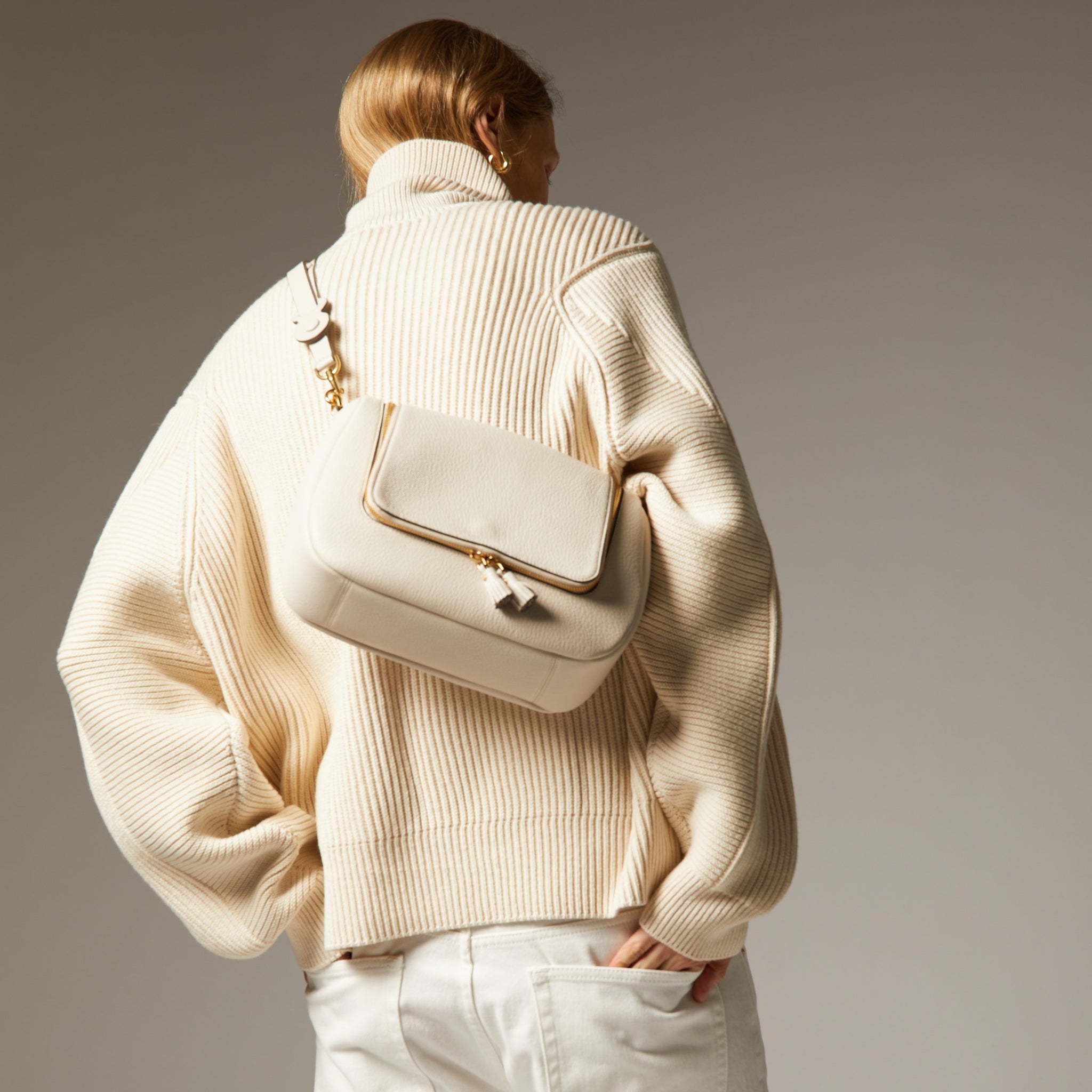 Vere Soft Satchel -

                  
                    Grain Leather in Chalk -
                  

                  Anya Hindmarch UK
