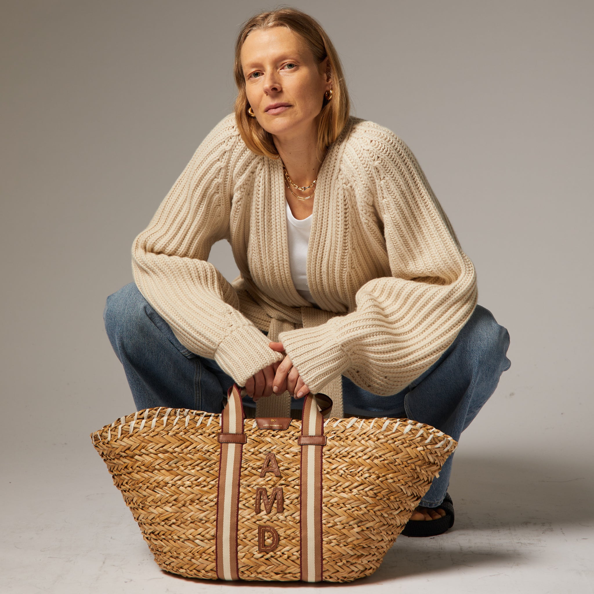 Walton Large Basket Bag -

                  
                    Seagrass in Natural -
                  

                  Anya Hindmarch UK
