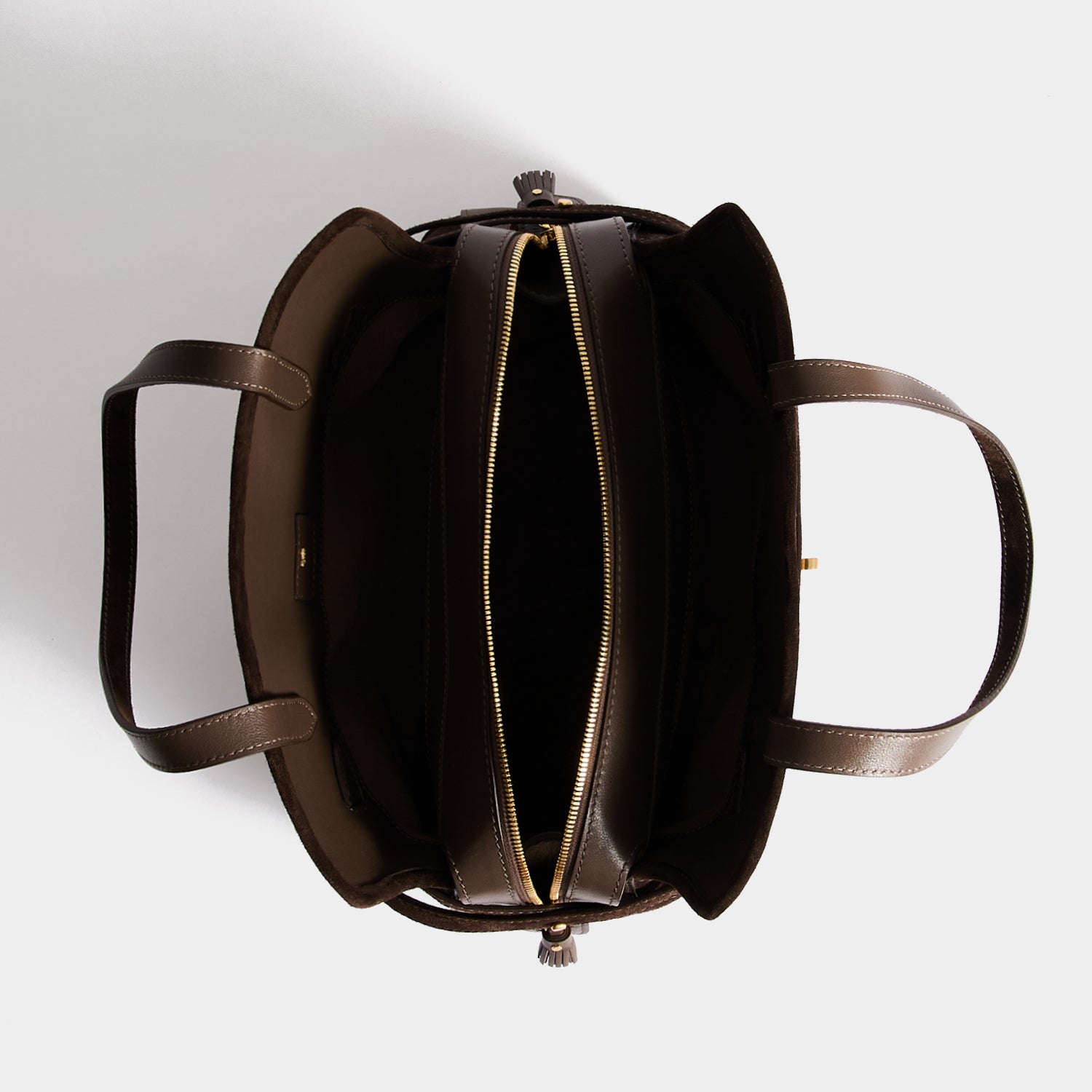 Wilson Shoulder Bag | Anya Hindmarch