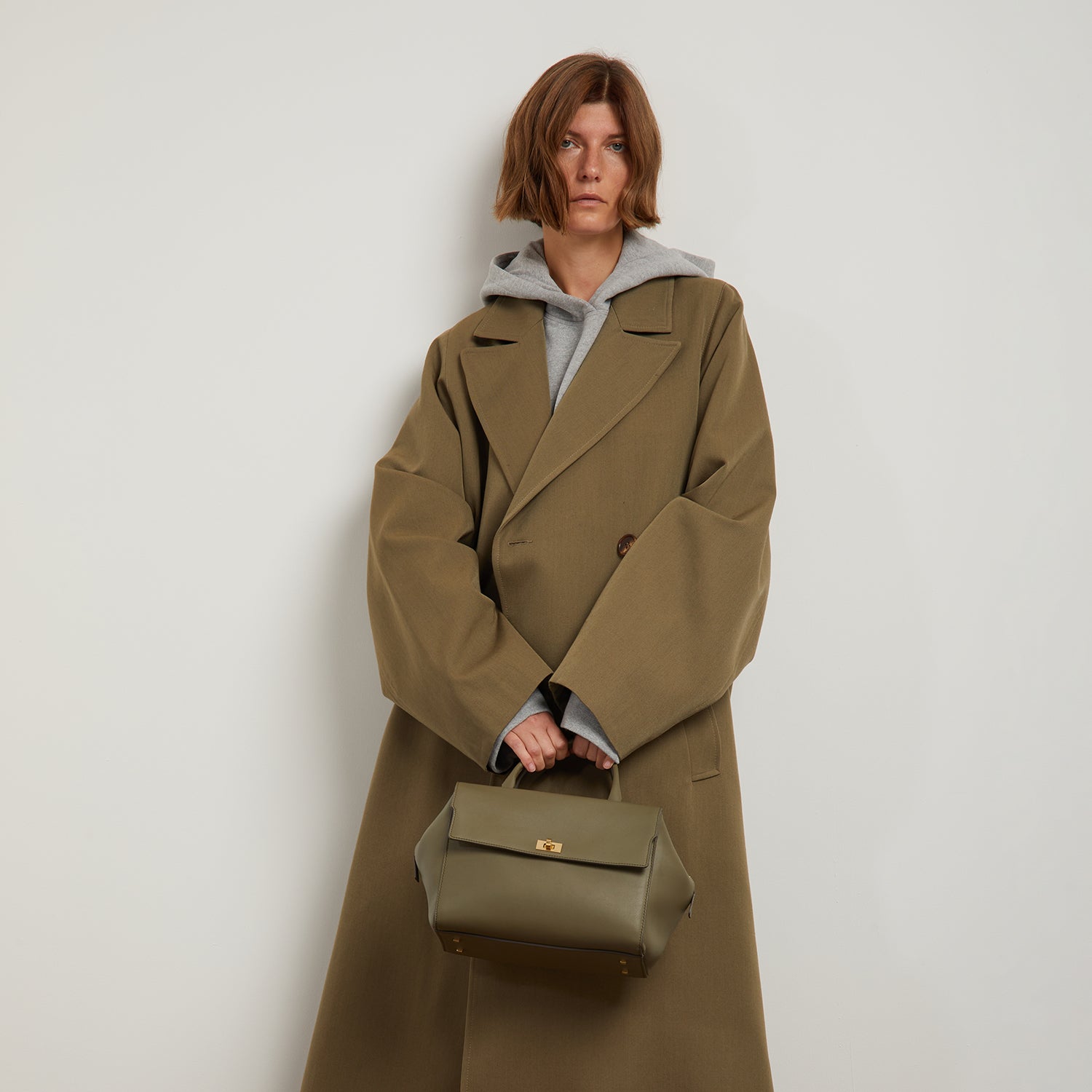Small Seaton -

                  
                    Calf Leather in Fern -
                  

                  Anya Hindmarch UK
