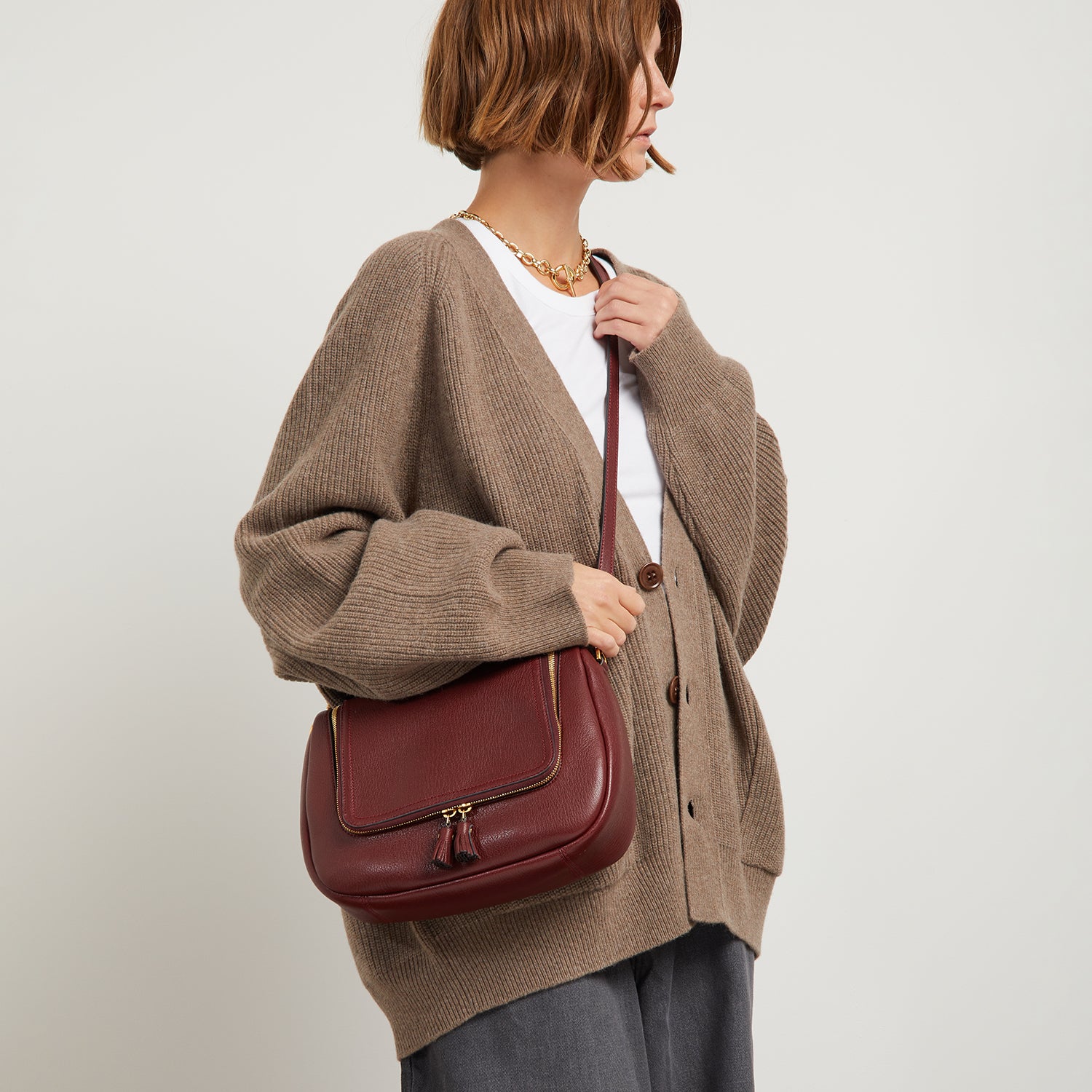 Vere Soft Satchel -

                  
                    Grain Leather in Rosewood -
                  

                  Anya Hindmarch UK
