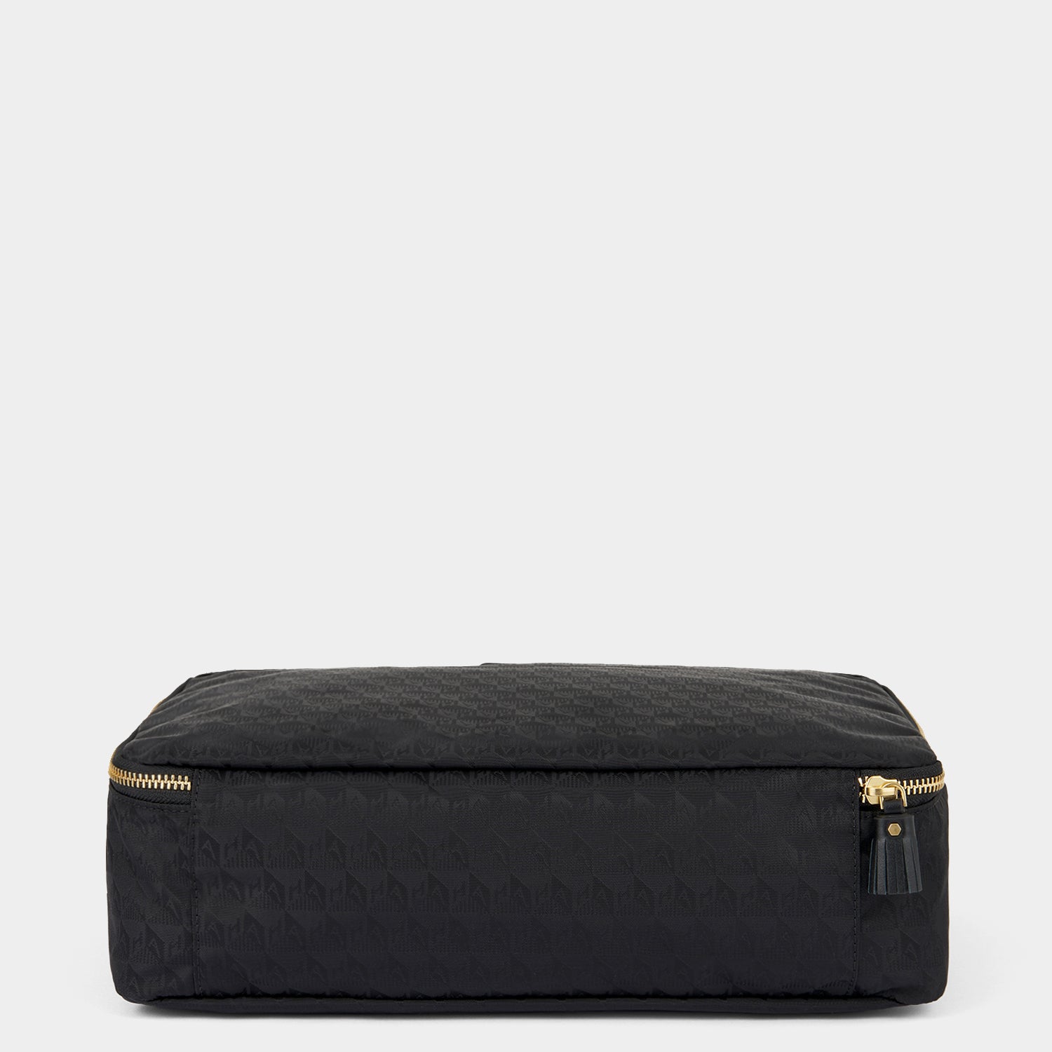 Logo Medium Packing Cube -

                  
                    Recycled Nylon in Black -
                  

                  Anya Hindmarch UK
