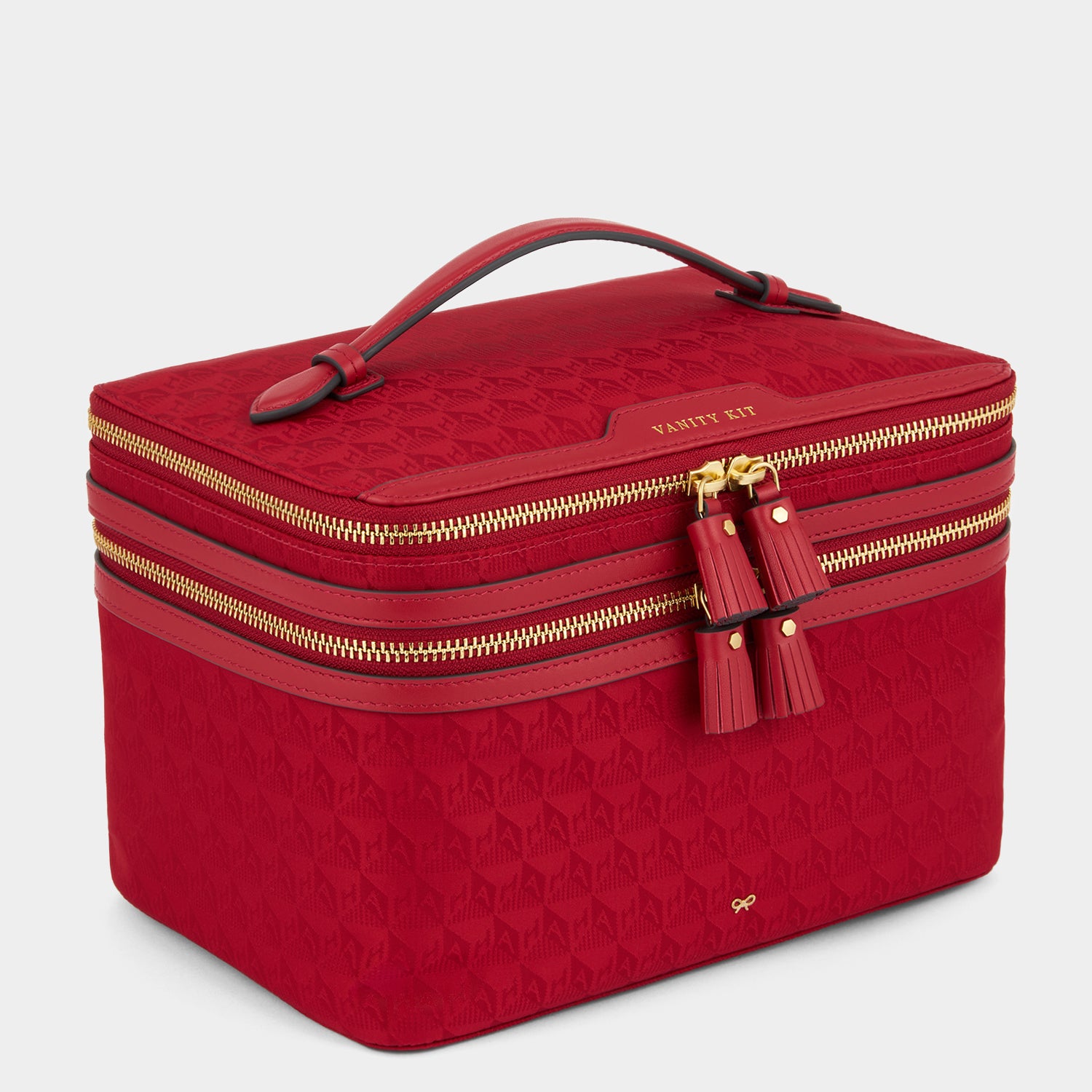 Logo Vanity Kit -

                  
                    Recycled Nylon in Red -
                  

                  Anya Hindmarch UK
