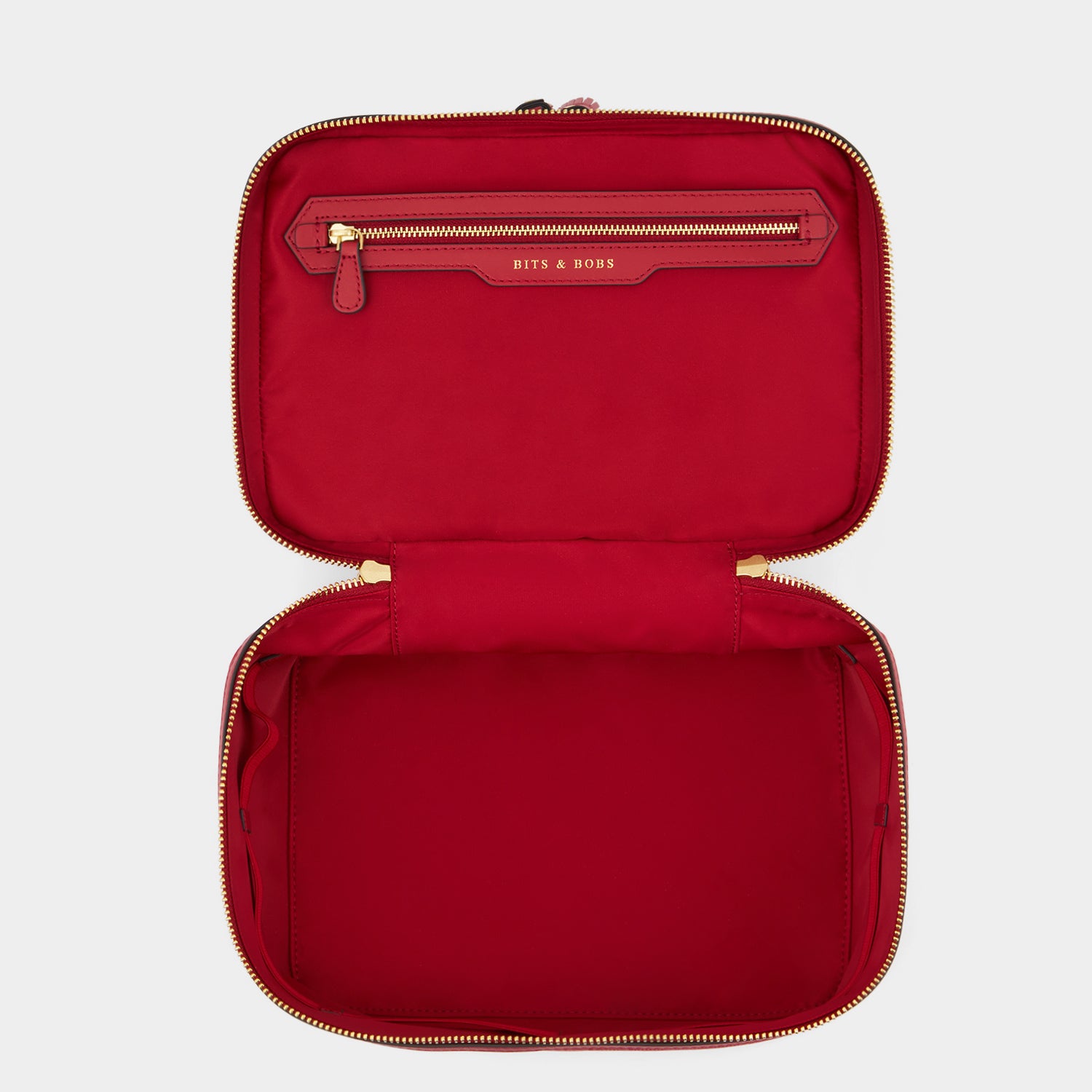 Logo Vanity Kit -

                  
                    Recycled Nylon in Red -
                  

                  Anya Hindmarch UK
