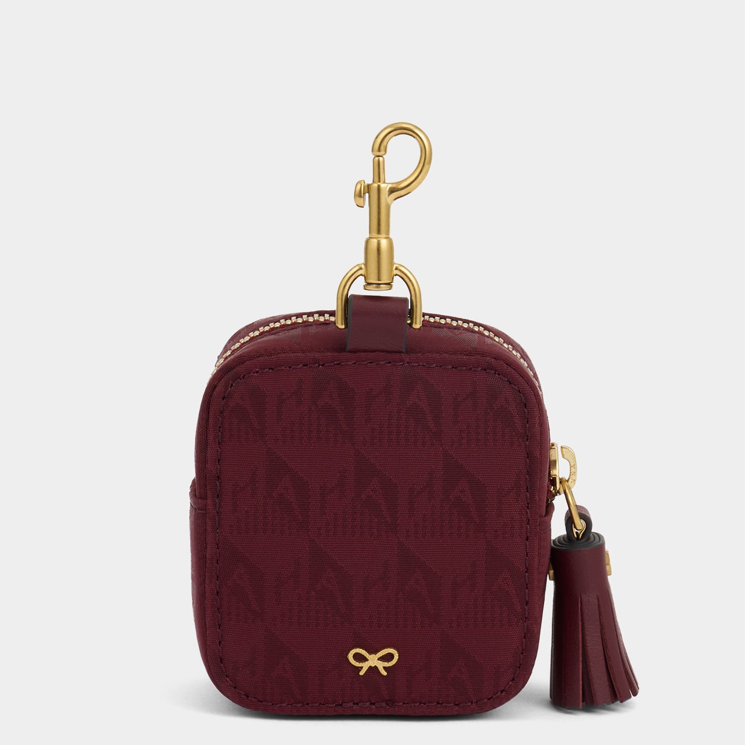 Logo Ear Phones Travel Pouch -

                  
                    Jacquard Nylon in Medium Red -
                  

                  Anya Hindmarch UK
