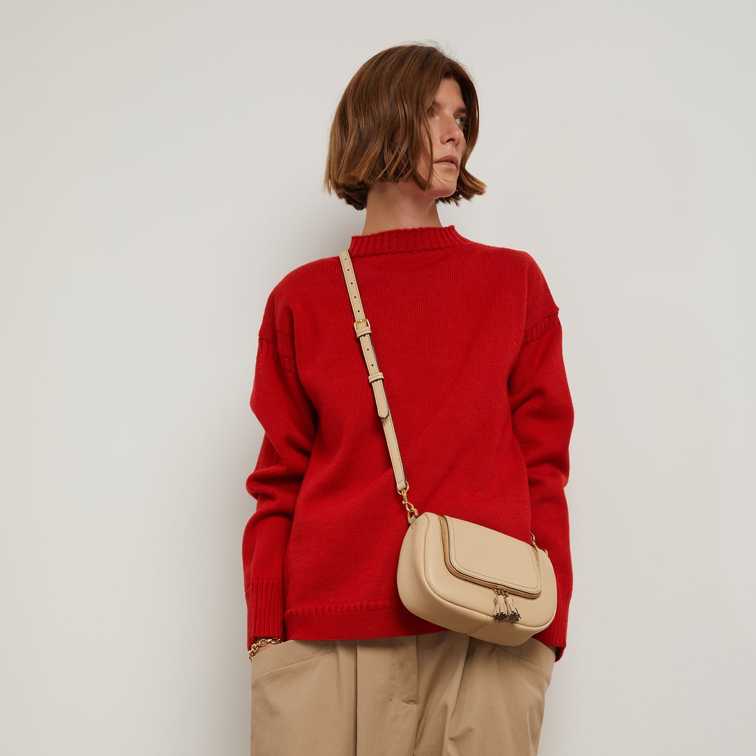 Small Vere Soft Satchel -

                  
                    Grain Leather in Buff -
                  

                  Anya Hindmarch UK
