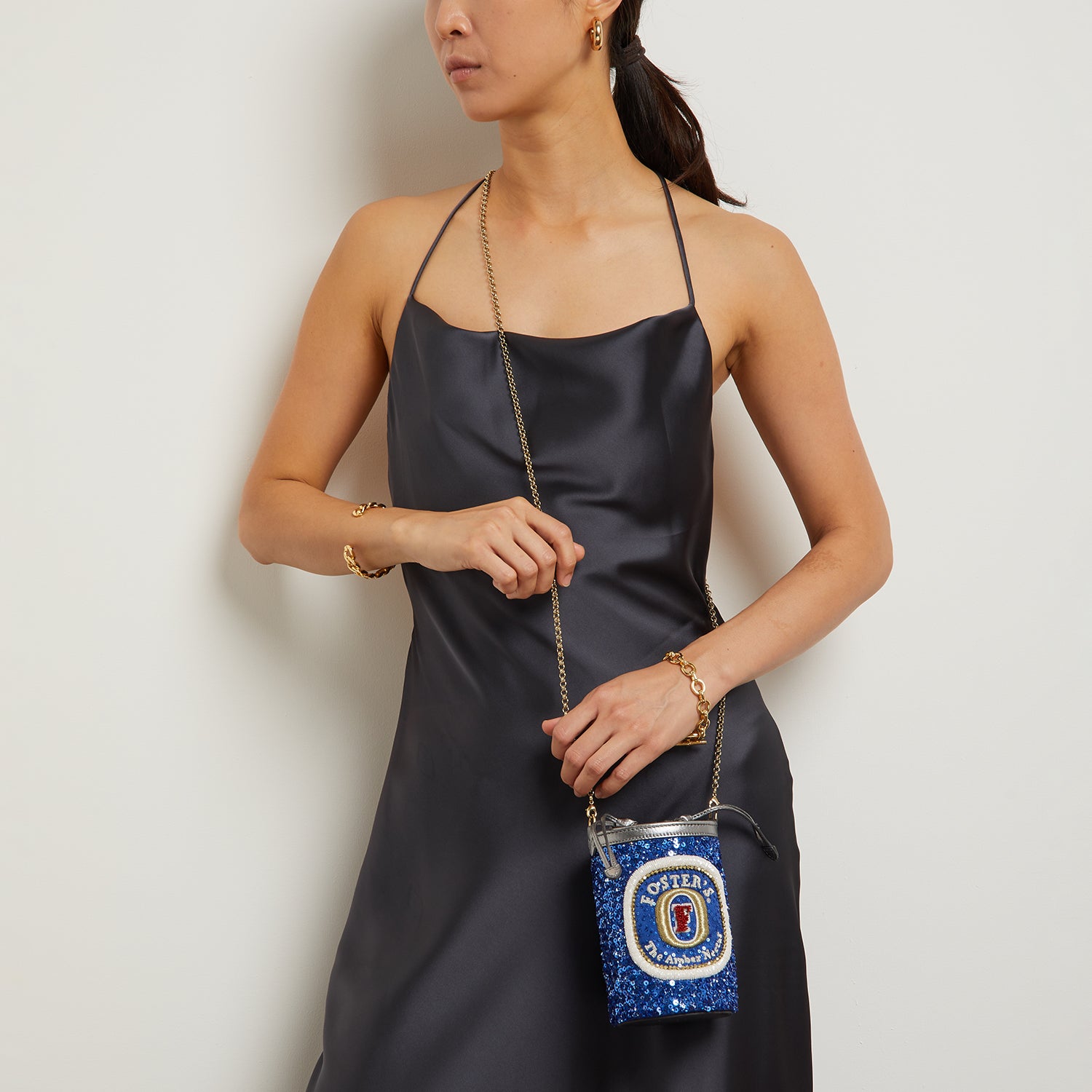 Anya Brands Foster's Mini Bucket Bag -

                  
                    Sequins in Blueberry -
                  

                  Anya Hindmarch UK
