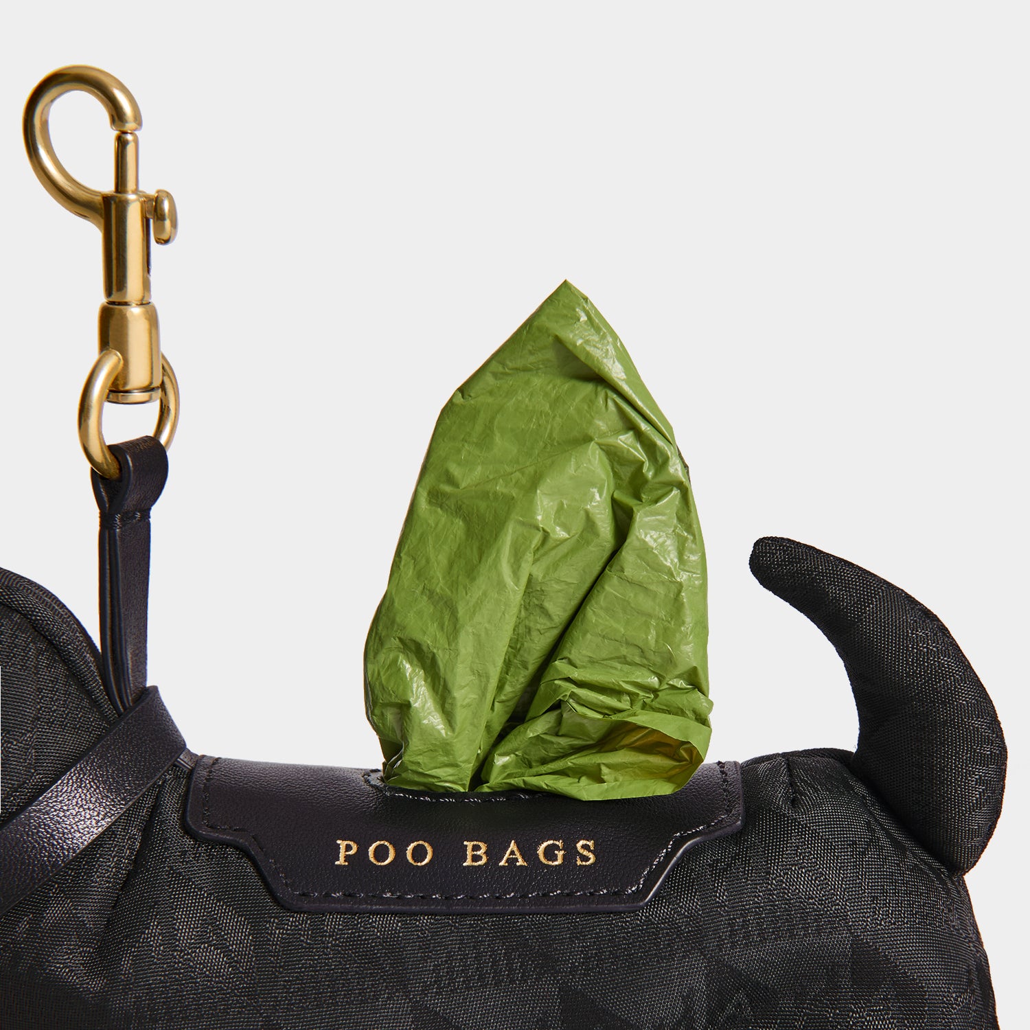 アニヤハインドマーチ ドッグ プーバッグ チャーム Dog poo Logo Dog Poo Bag Charm | Anya Hindmarch UK
