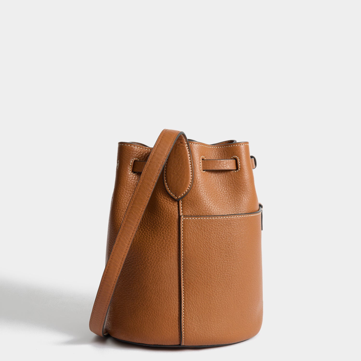 美品　アニヤハインドマーチ　RETURN TO NATURE バケットバッグ Return To Nature Small Bucket Bag | Anya Hindmarch UK