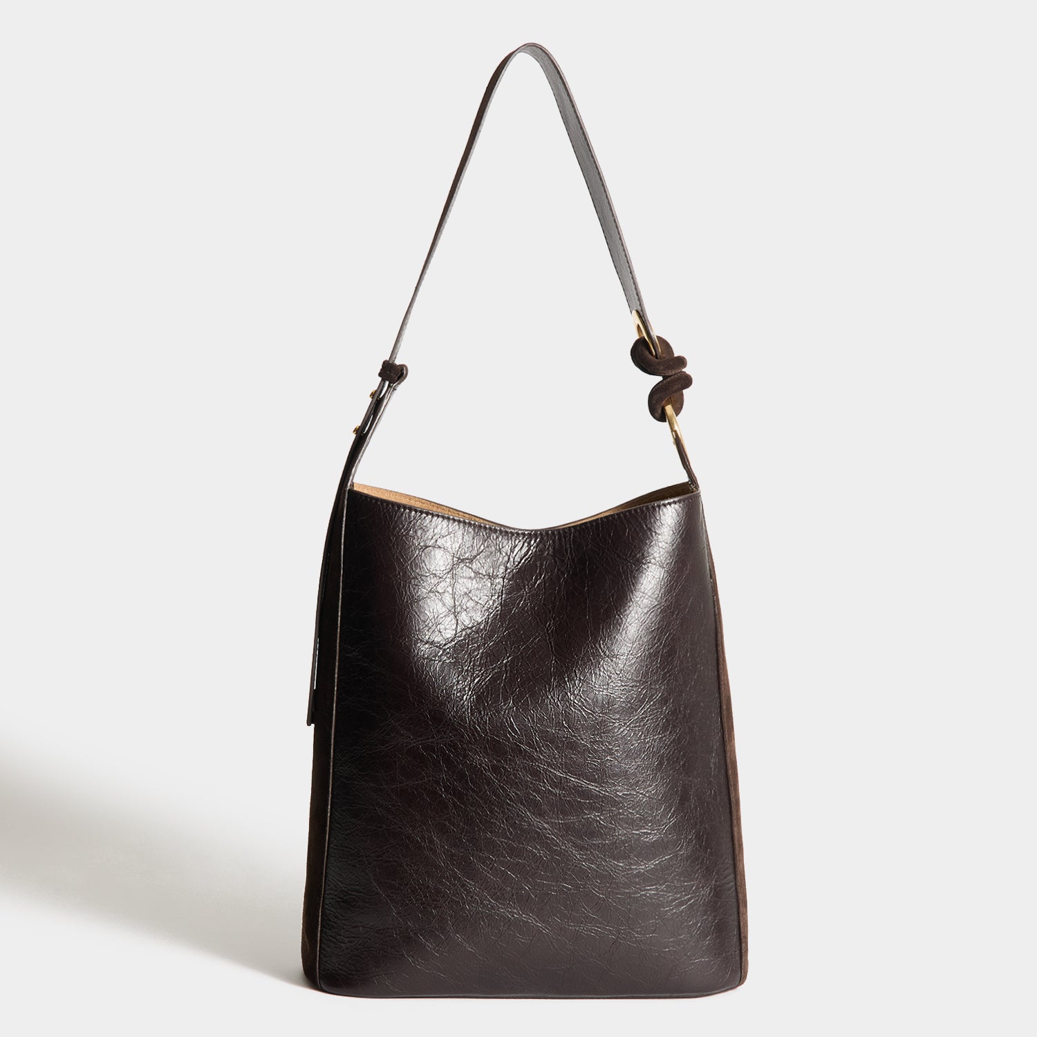 Ringo Chesterfield Shoulder Bag -

          
            Calf leather in Chocolate brown -
          

          Anya Hindmarch UK
