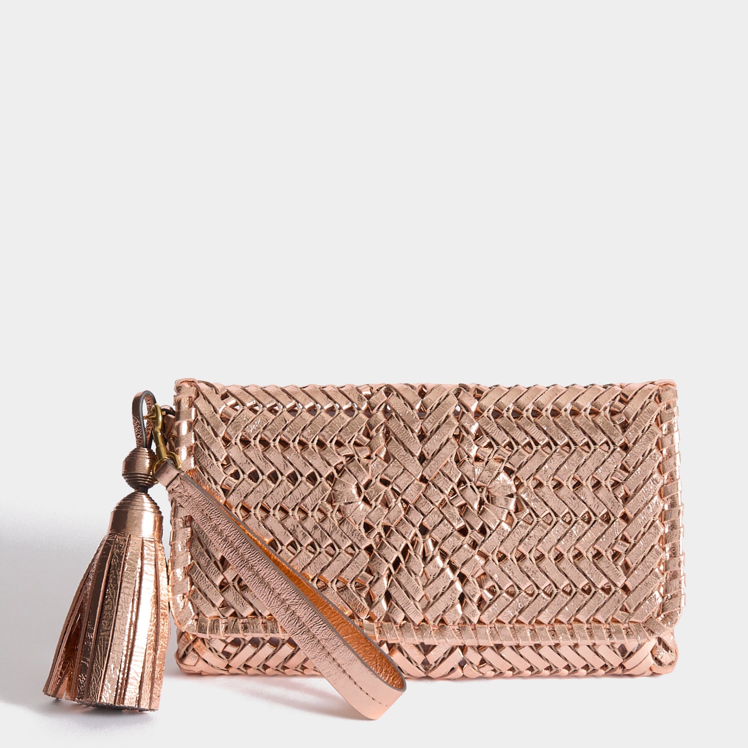 ANYA HINDMARCH BIGタッセル付きサテンクラッチバッグ ANYA HINDMARCH BIGタッセル付きサテンクラッチバッグ ANYA HINDMARCH