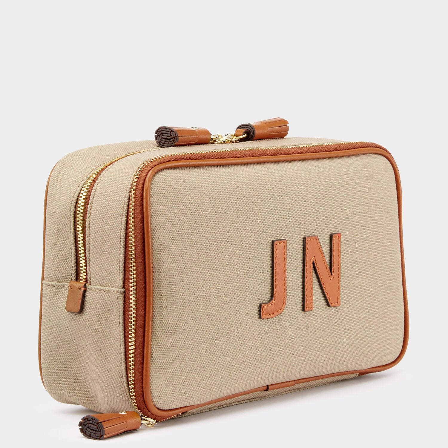 Bespoke Walton Wash Bag -

                  
                    Canvas in Natural/Tan -
                  

                  Anya Hindmarch UK
