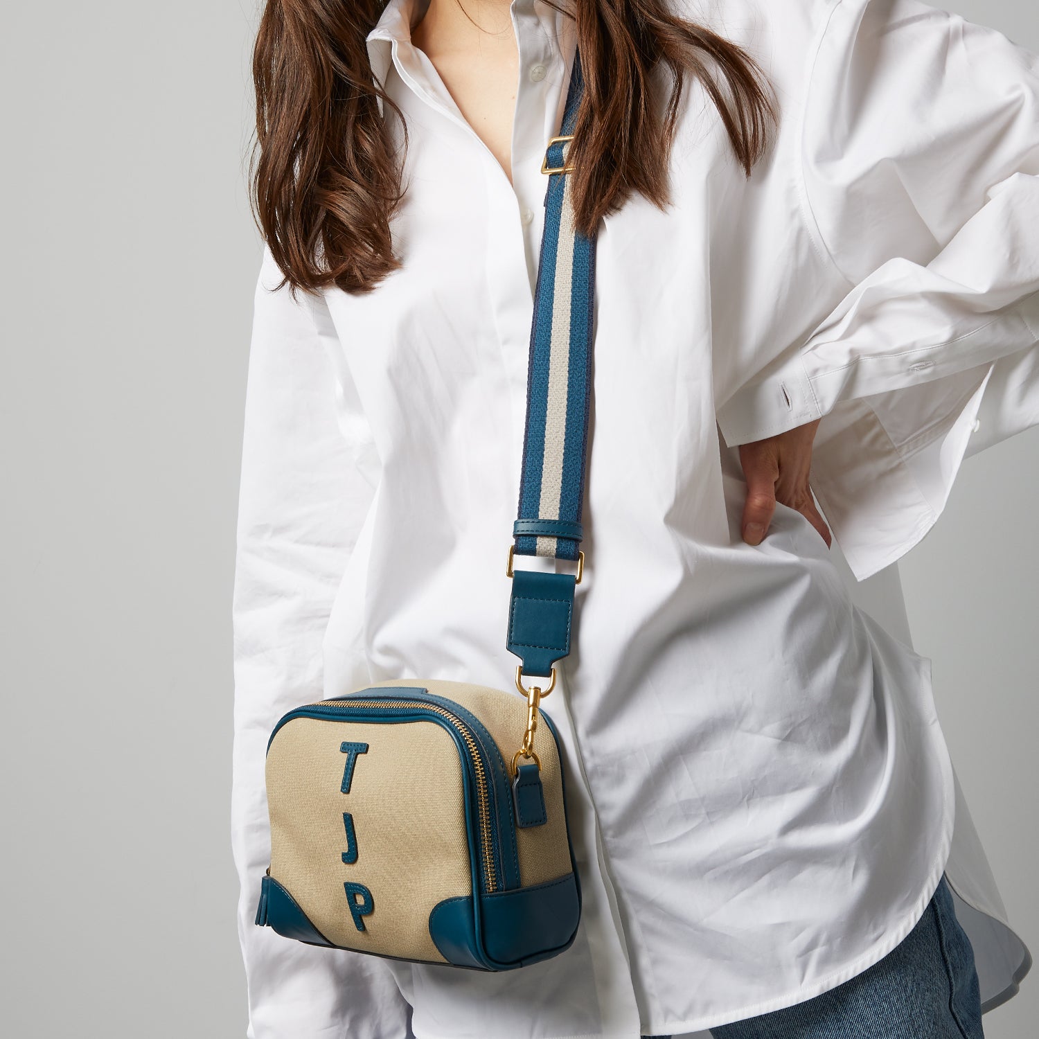 Bespoke Walton Cross-body -

                  
                    Cotton in Blue -
                  

                  Anya Hindmarch UK
