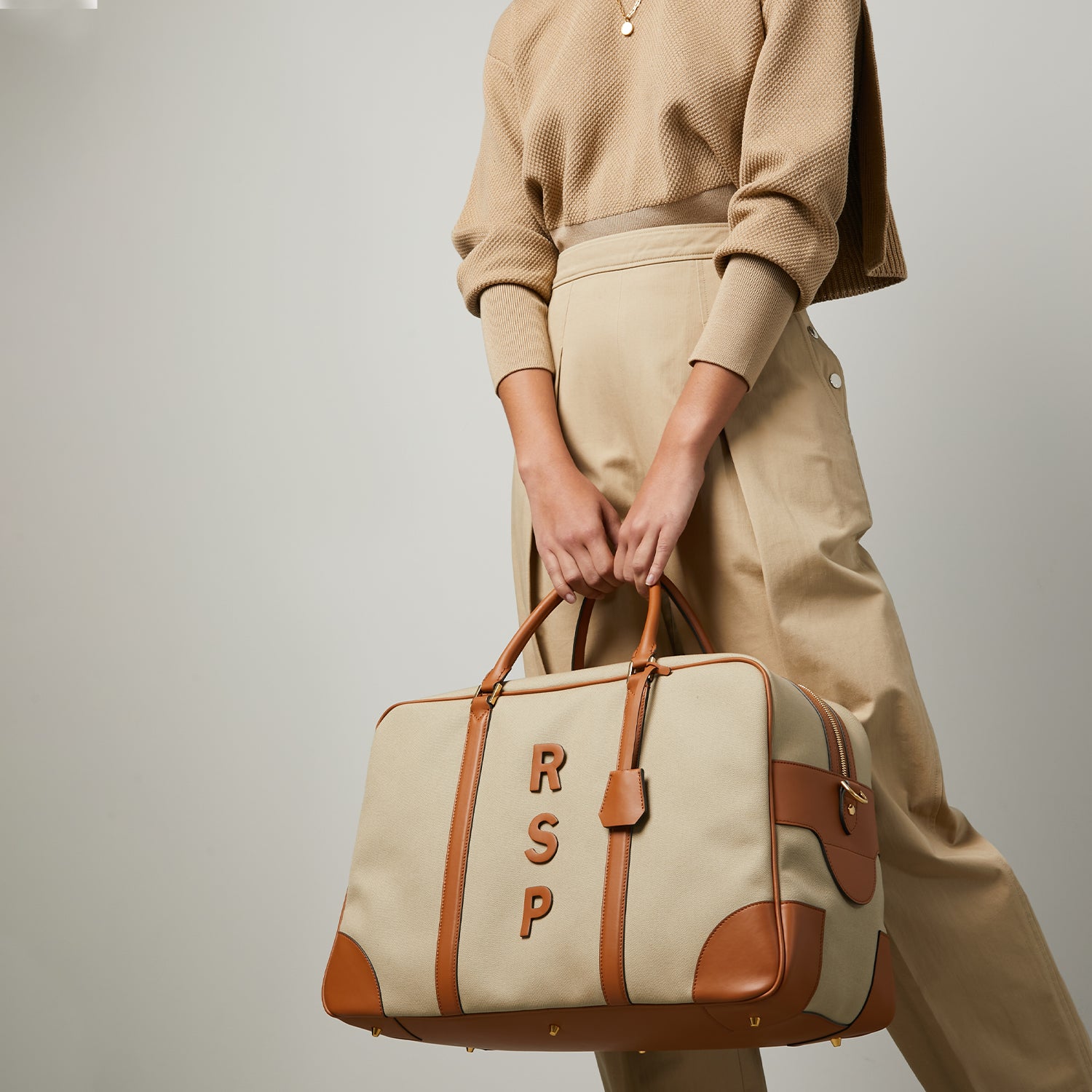 Bespoke Walton Latimer Weekend Bag -

                  
                    Canvas in Natural/Tan -
                  

                  Anya Hindmarch UK
