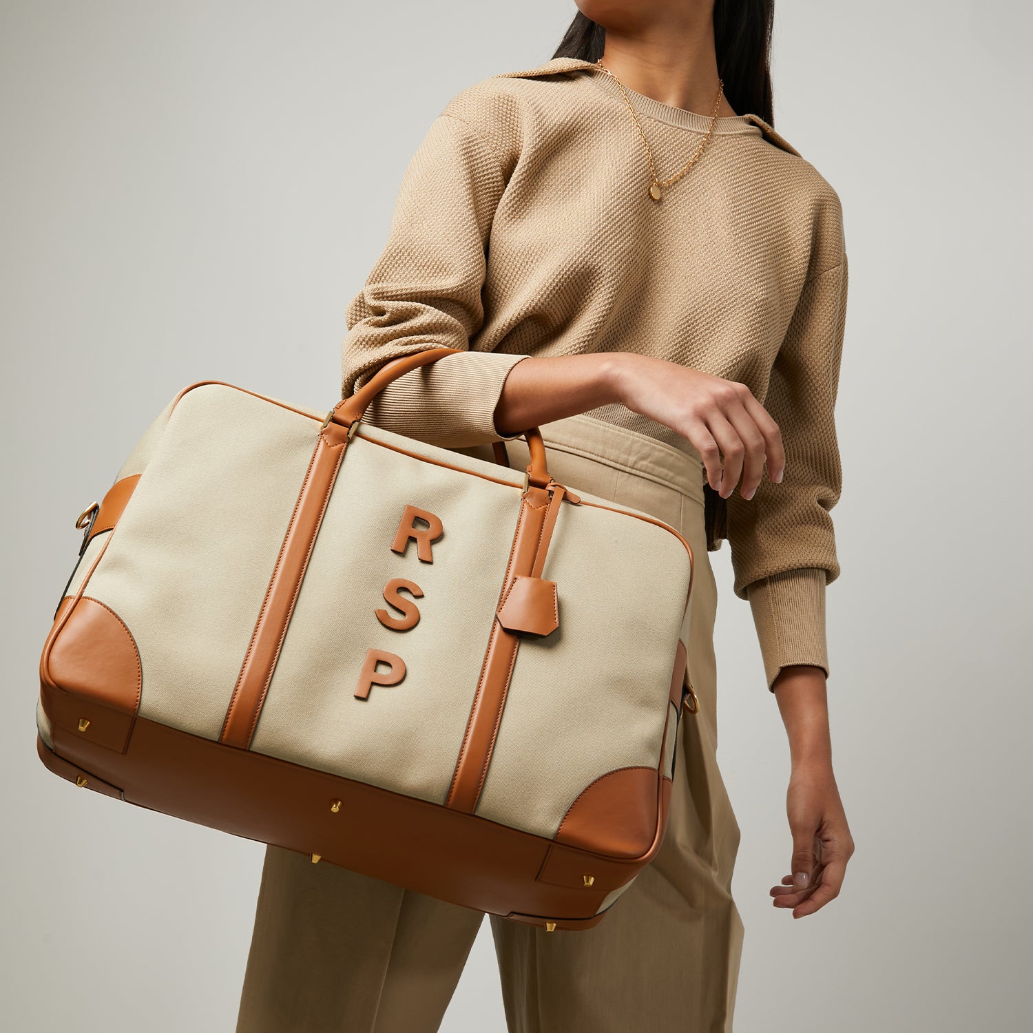 Bespoke Walton Latimer Weekend Bag -

                  
                    Canvas in Natural/Tan -
                  

                  Anya Hindmarch UK
