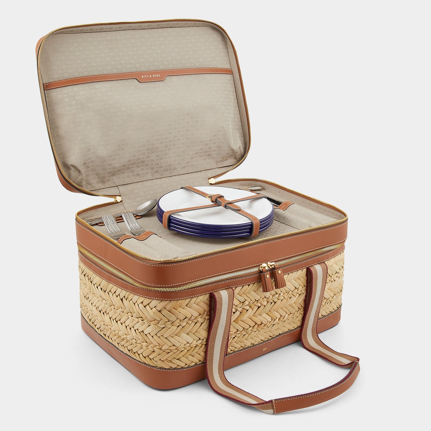 Walton Picnic Hamper -

          
            Seagrass in Natural -
          

          Anya Hindmarch UK
