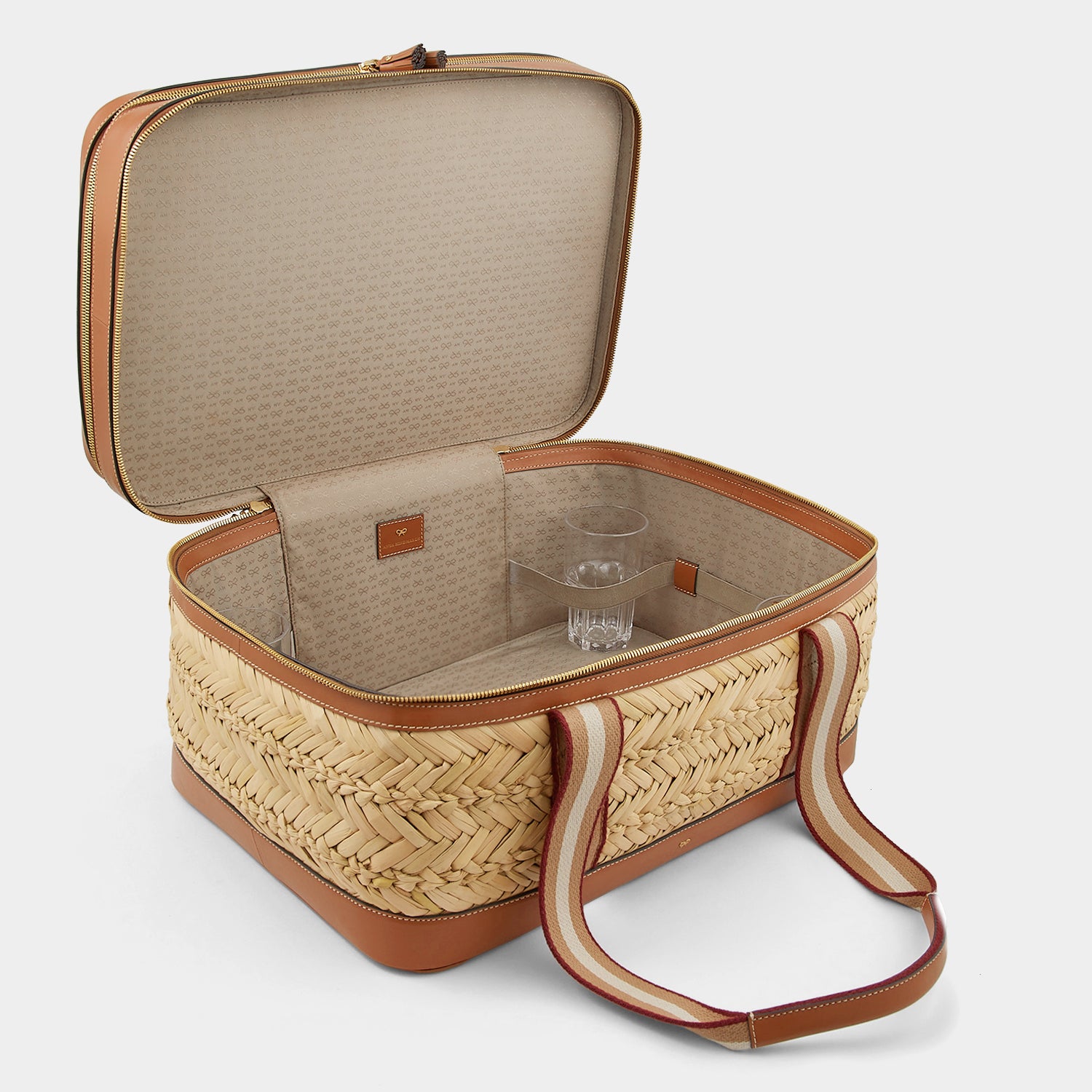 Walton Picnic Hamper -

          
            Seagrass in Natural -
          

          Anya Hindmarch UK
