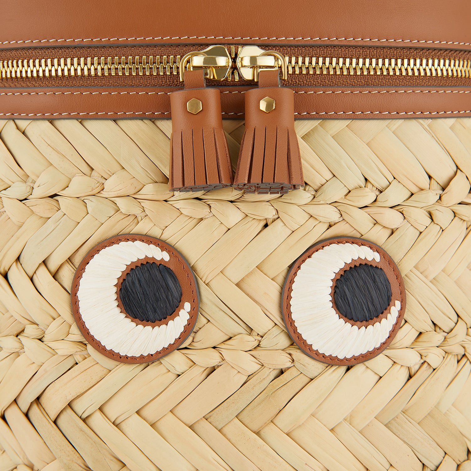 Eyes Flask Holder -

                  
                    Seagrass in Natural -
                  

                  Anya Hindmarch UK
