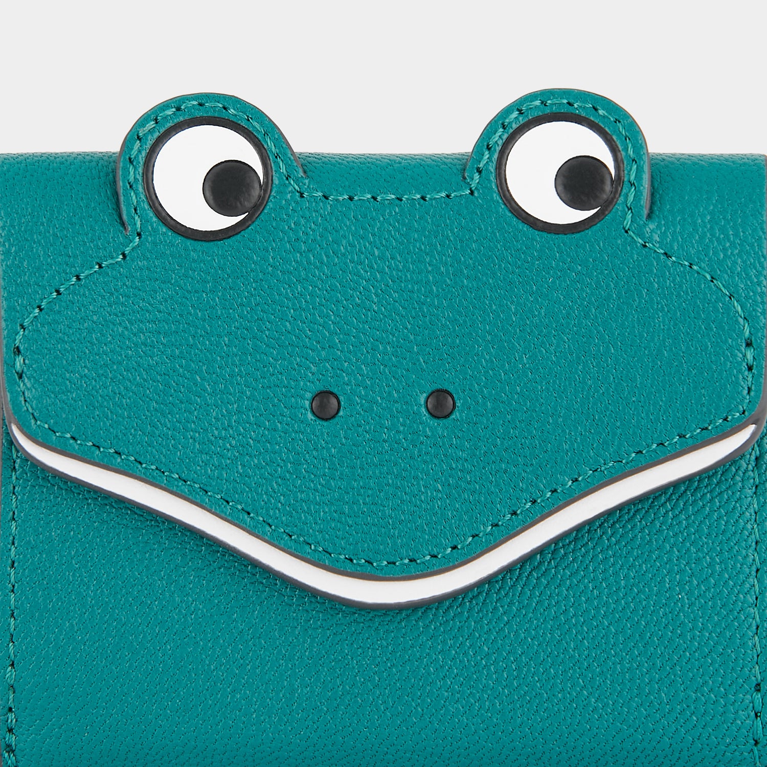 Frog Mini Trifold -

                  
                    Capra Leather in Viridian -
                  

                  Anya Hindmarch UK

