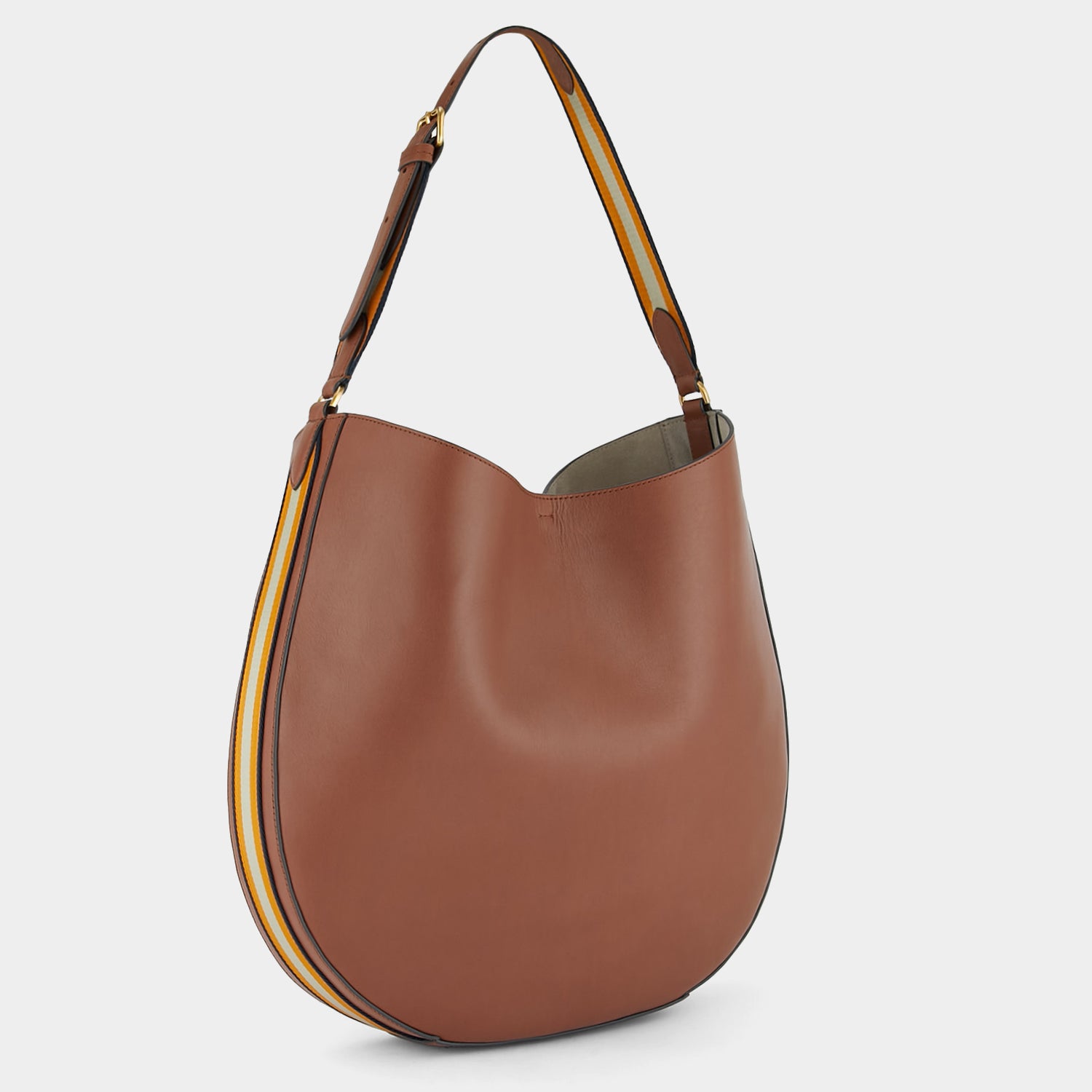 Nastro Hobo -

                  
                    Flat Leather in Cedar -
                  

                  Anya Hindmarch UK
