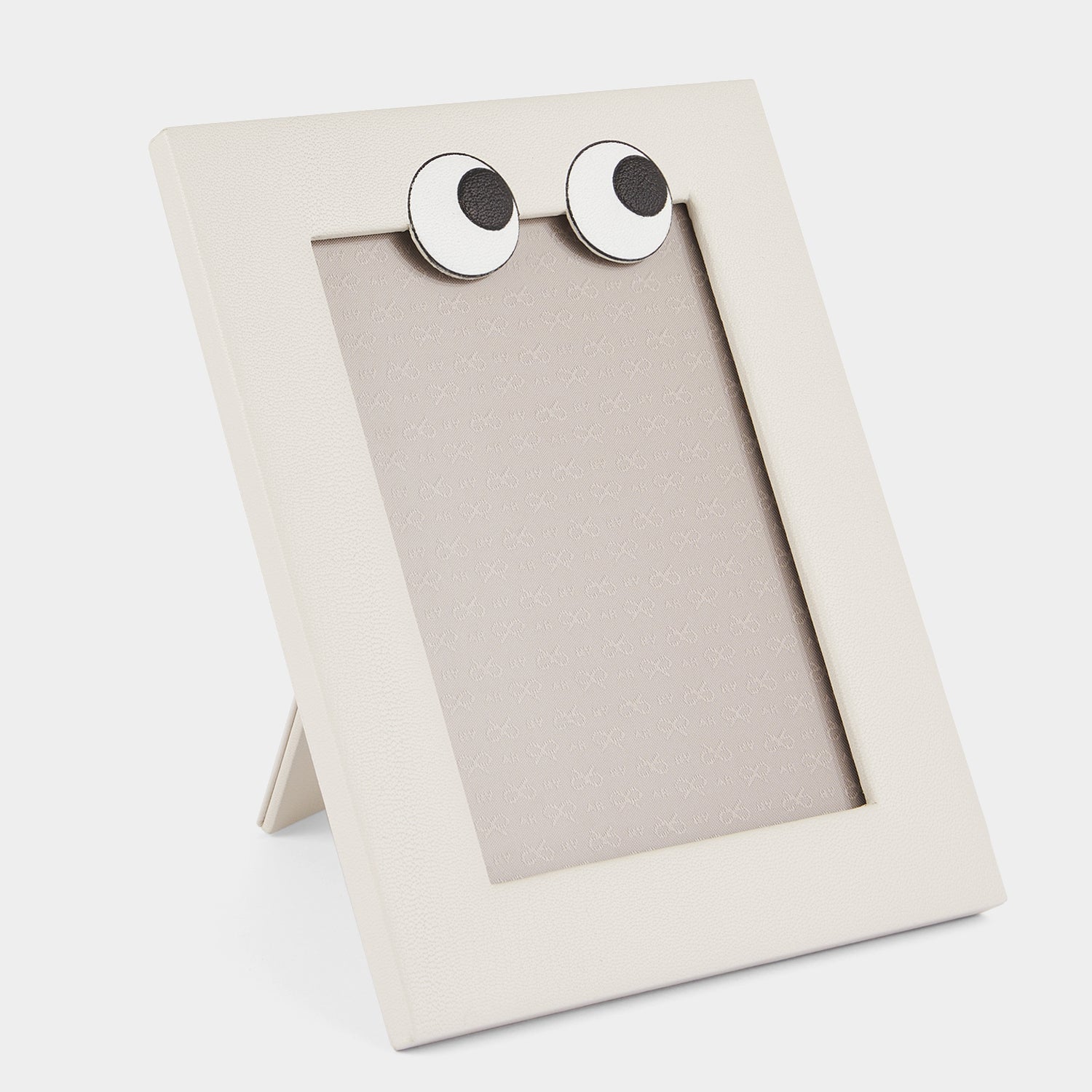 5x7 Portrait Eyes Frame