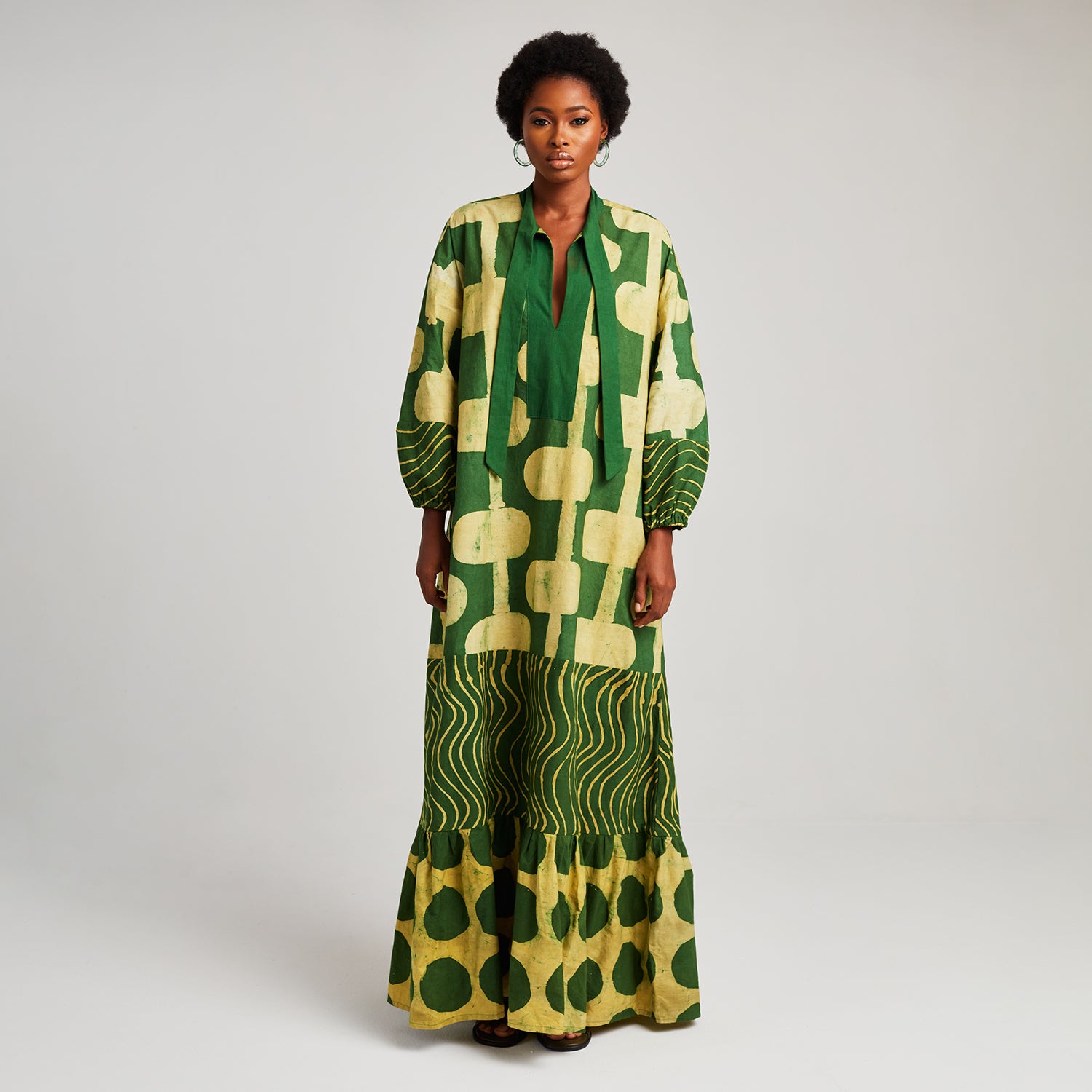 Long Kaftan with Neck Tie -

                  
                    Lightweight Cotton Poplin in Green/Yellow -
                  

                  Anya Hindmarch UK
