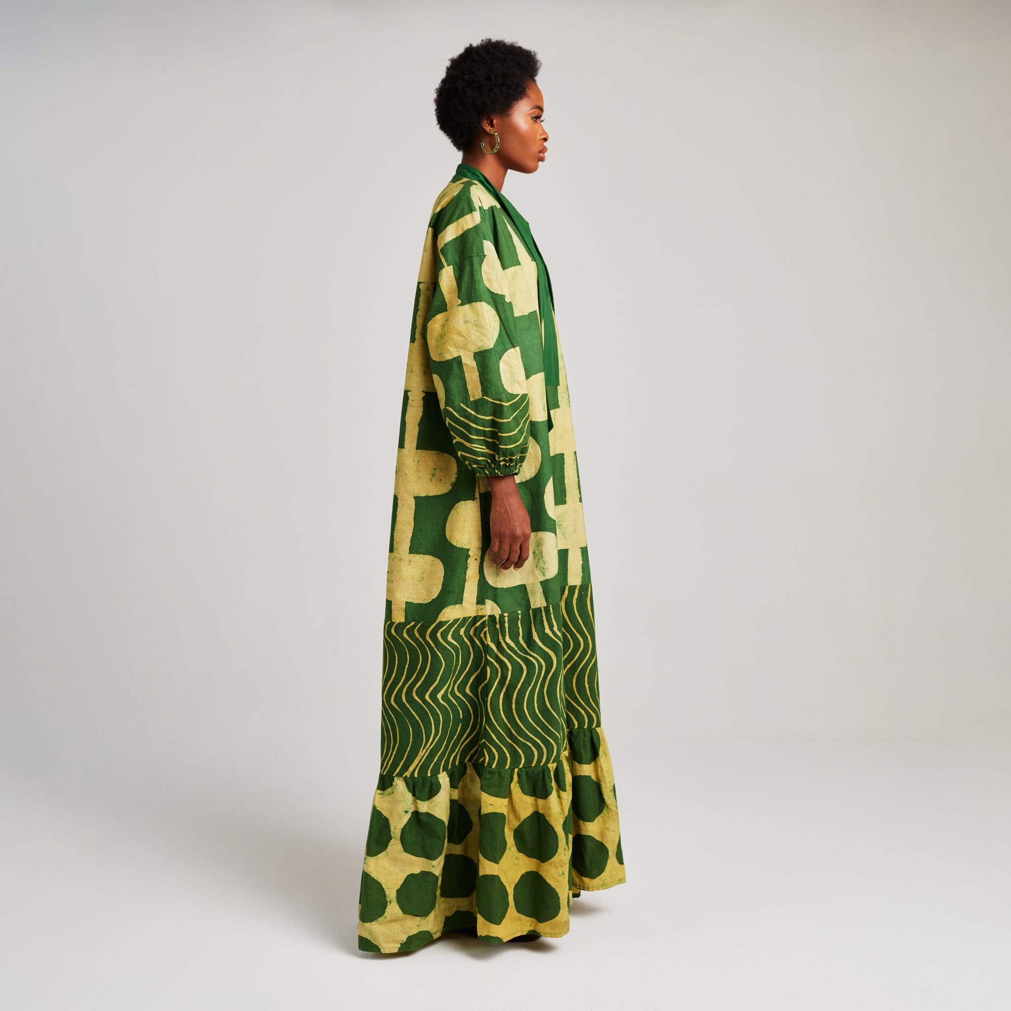 Long Kaftan with Neck Tie -

                  
                    Lightweight Cotton Poplin in Green/Yellow -
                  

                  Anya Hindmarch UK

