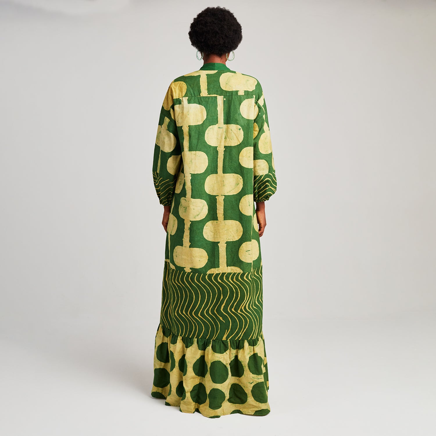 Long Kaftan with Neck Tie -

                  
                    Lightweight Cotton Poplin in Green/Yellow -
                  

                  Anya Hindmarch UK
