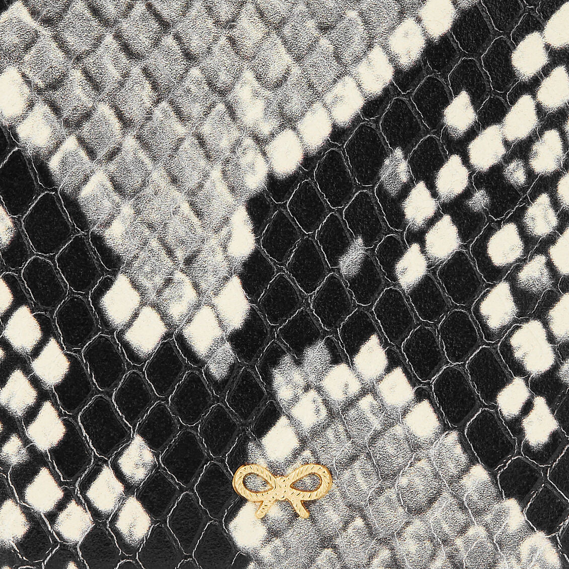 iPhone 7/8 Plus Case -

                  
                    Python-Print Leather in Natural -
                  

                  Anya Hindmarch UK
